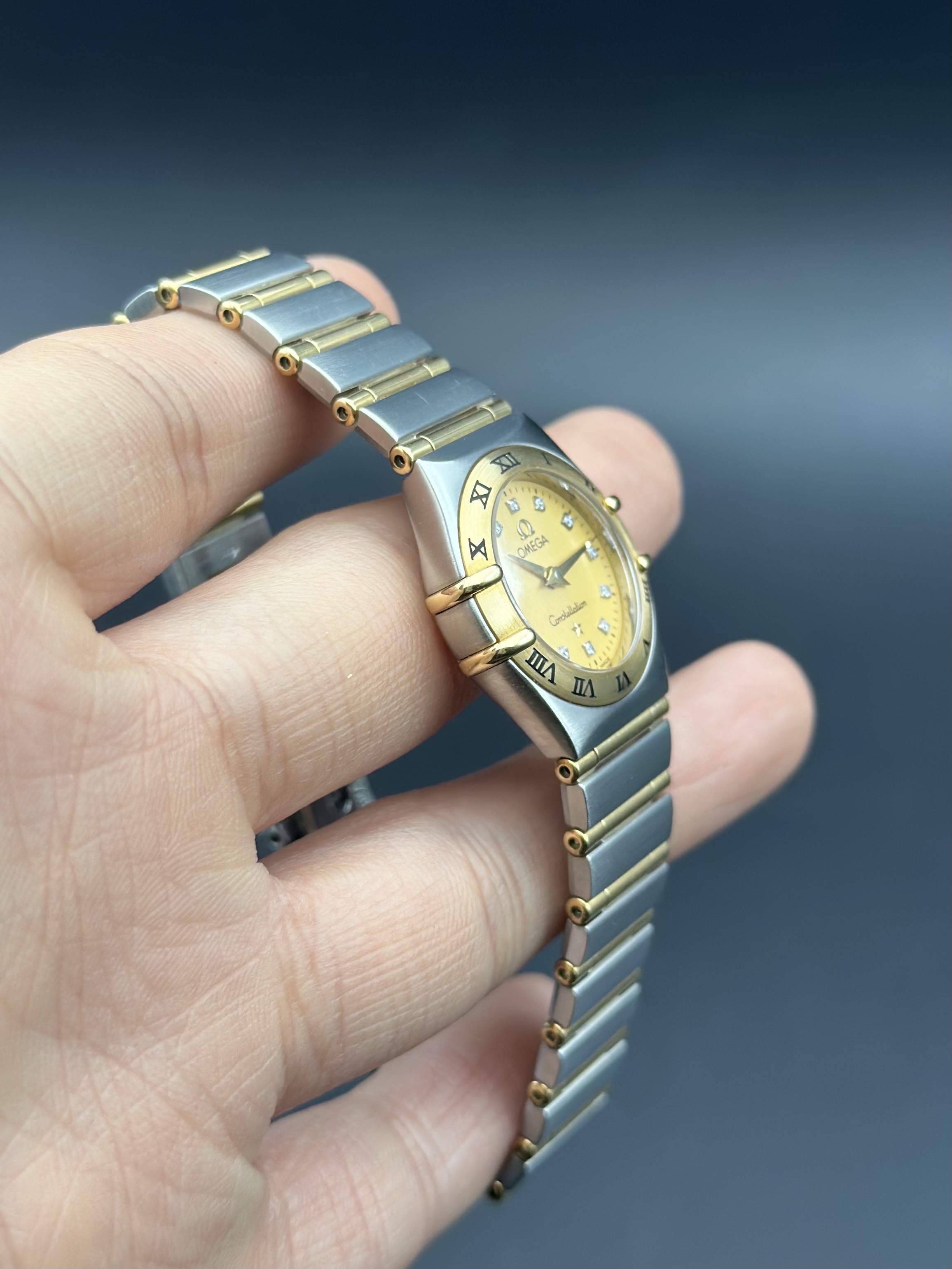 Omega 1262.15.00 detail 3