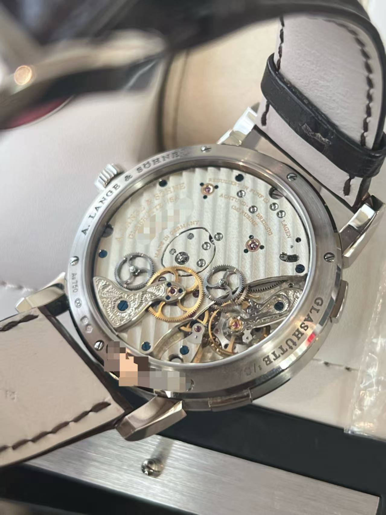 A. Lange & S&ouml;hne 136.029 detail 5