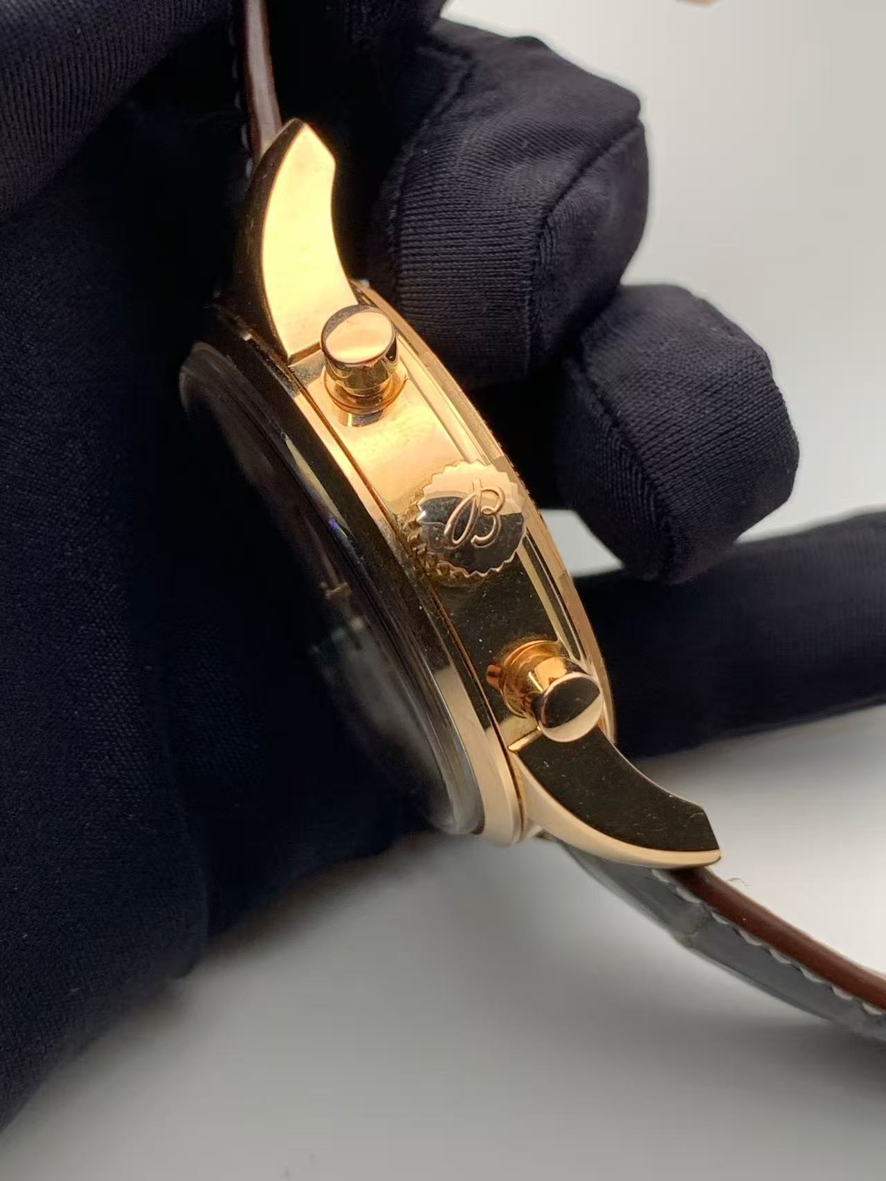 Breitling RB015212.C940.731P.R20BA.1 detail 2