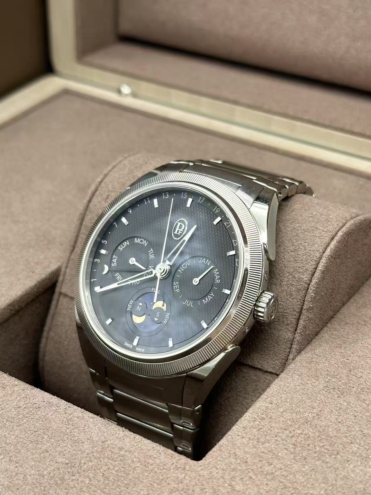 Parmigiani Fleurier pfc907-1020001-100182 detail 3