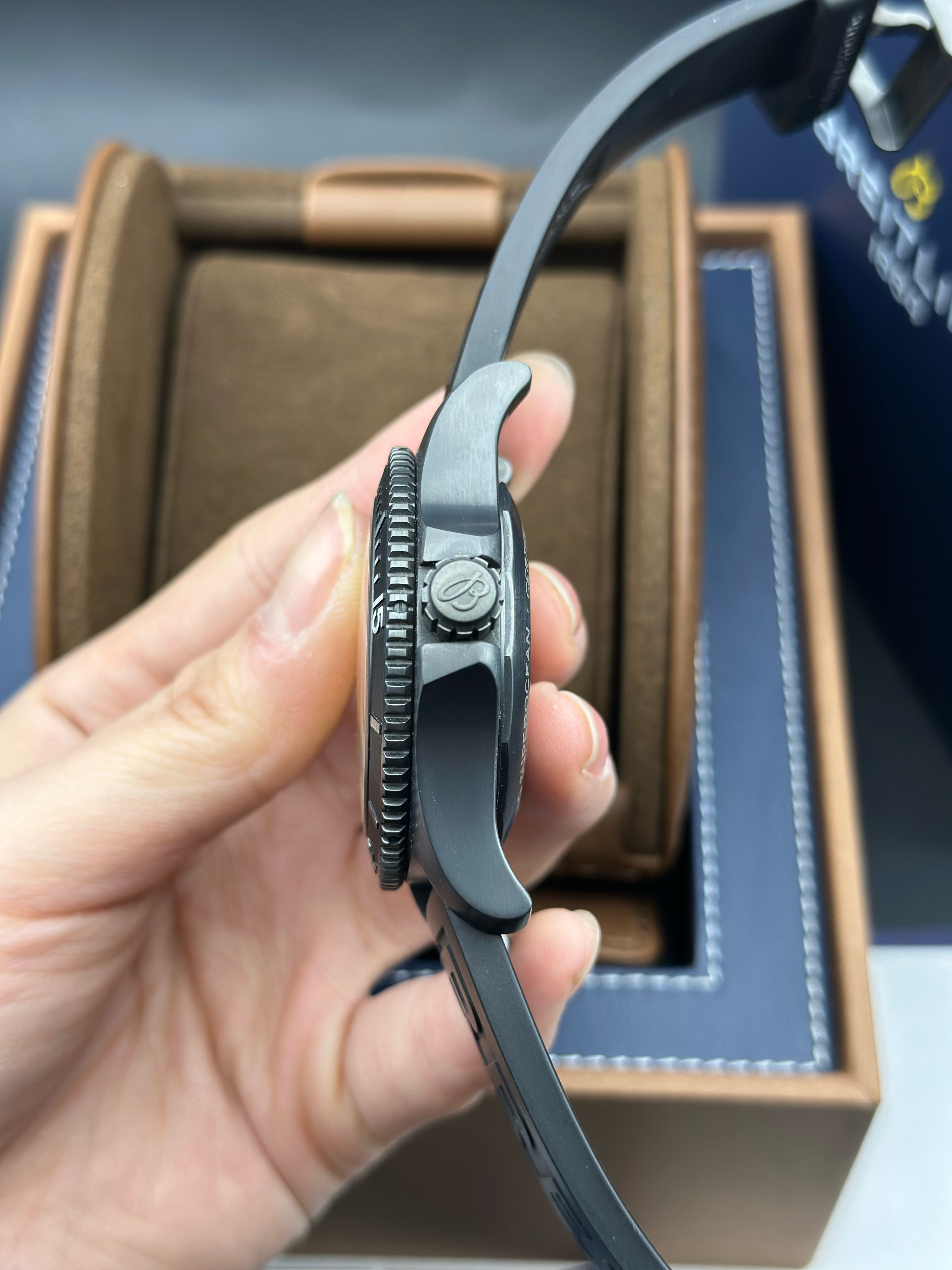Breitling M17368D71I1S1 detail 1