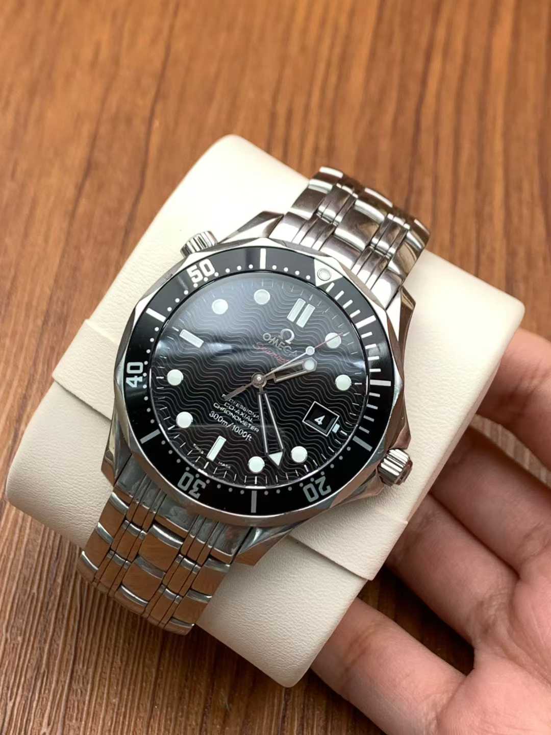 Omega 212.30.41.20.01.002
