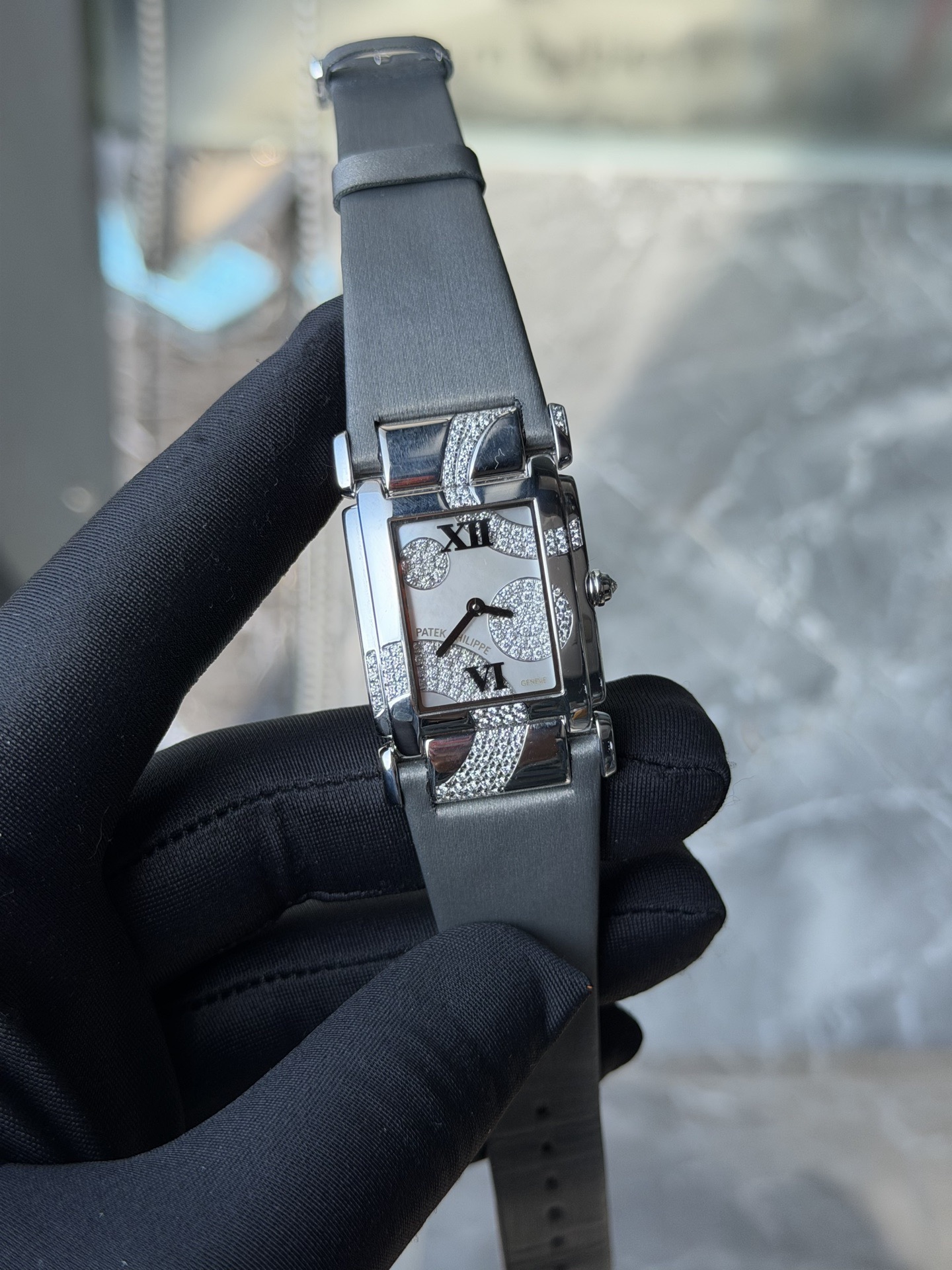 Patek Philippe 4914G-001 detail 6