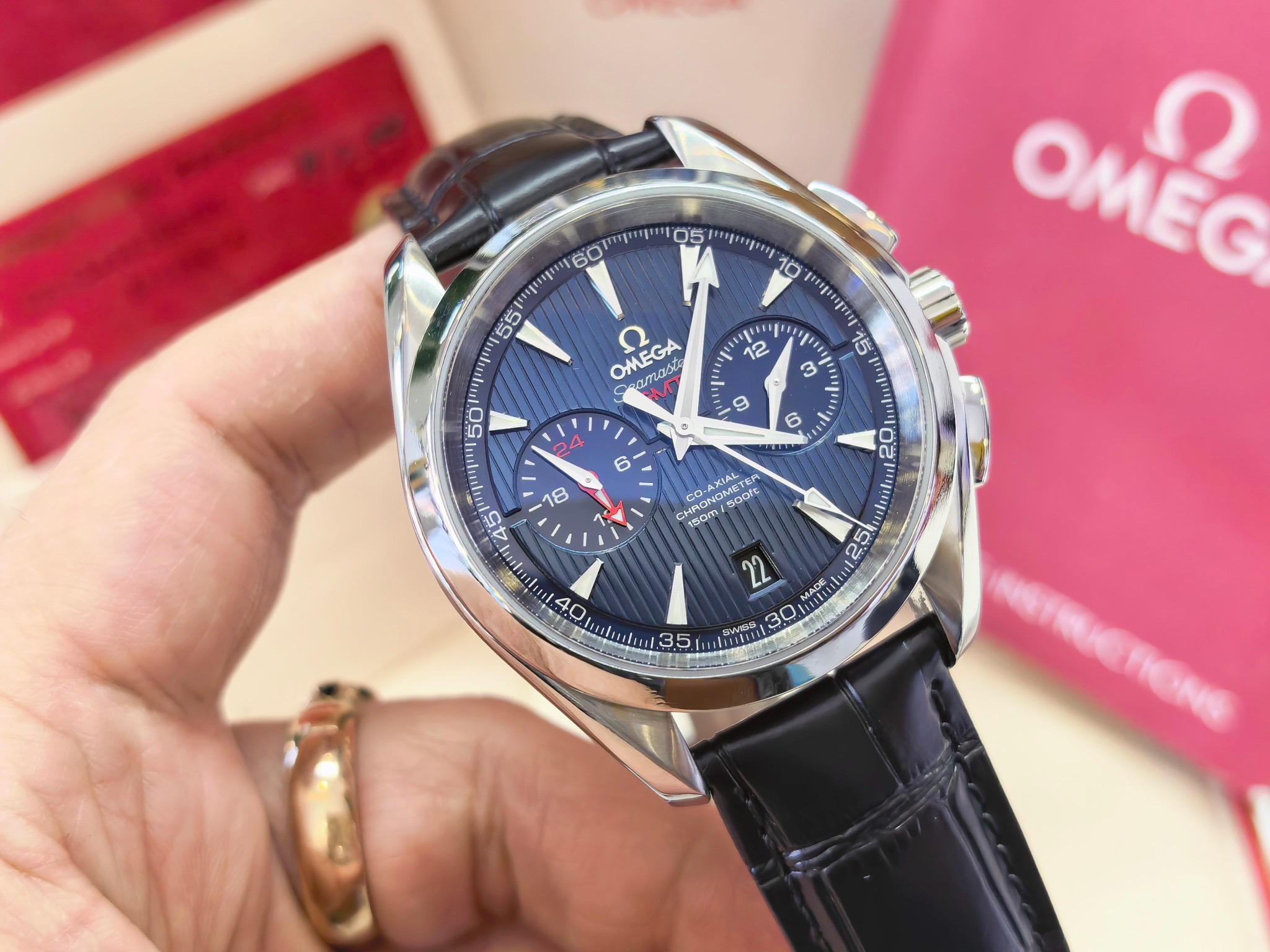 Omega 231.13.43.52.03.001 detail 1