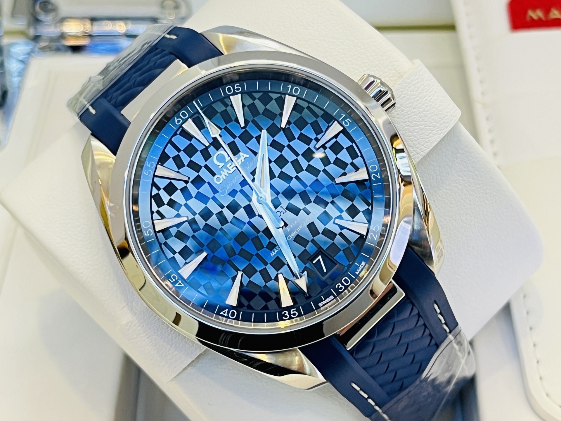 Omega 522.12.41.21.03.001 detail 6