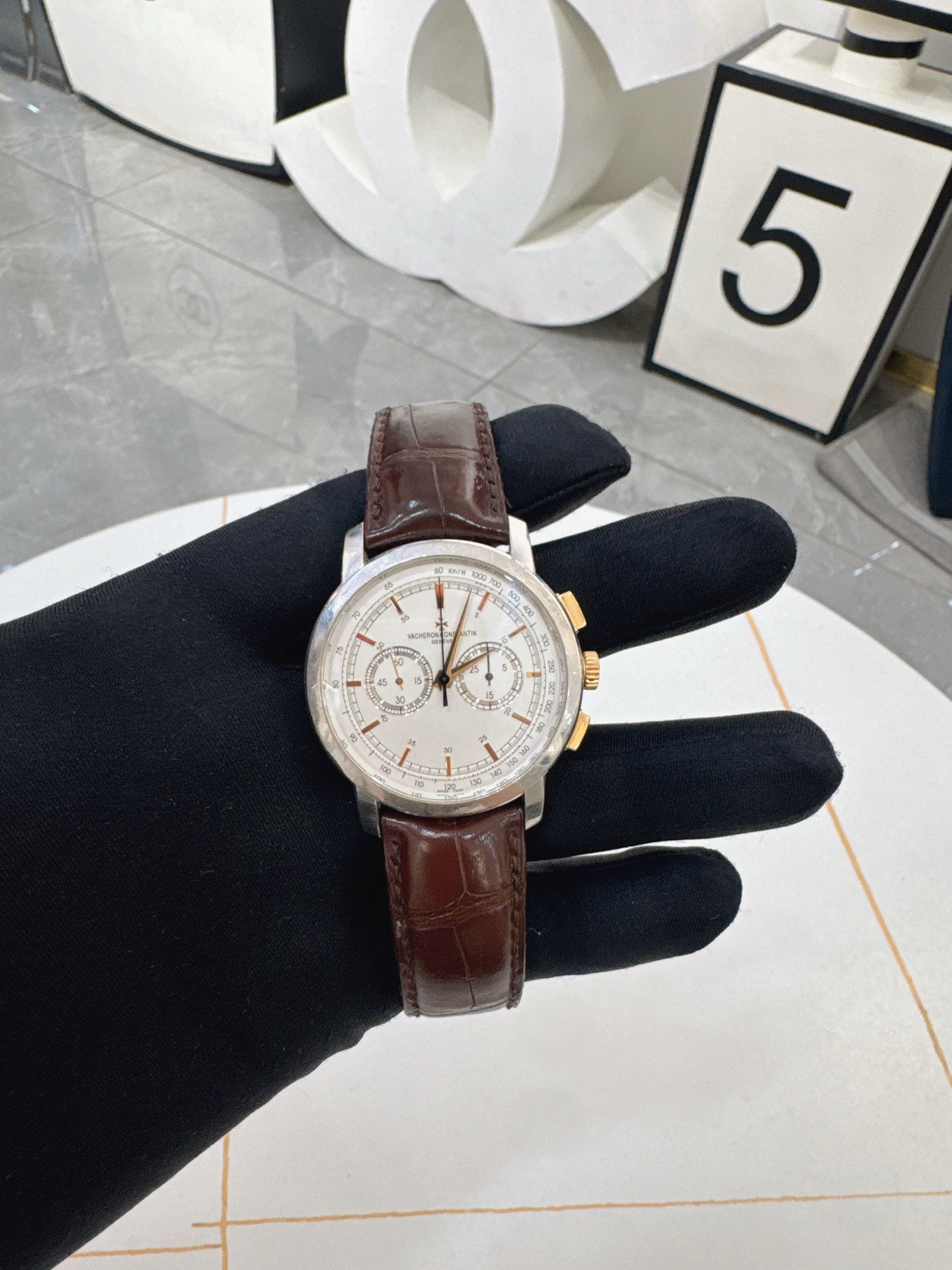 Vacheron Constantin 47192 / 000B-9828 detail 2
