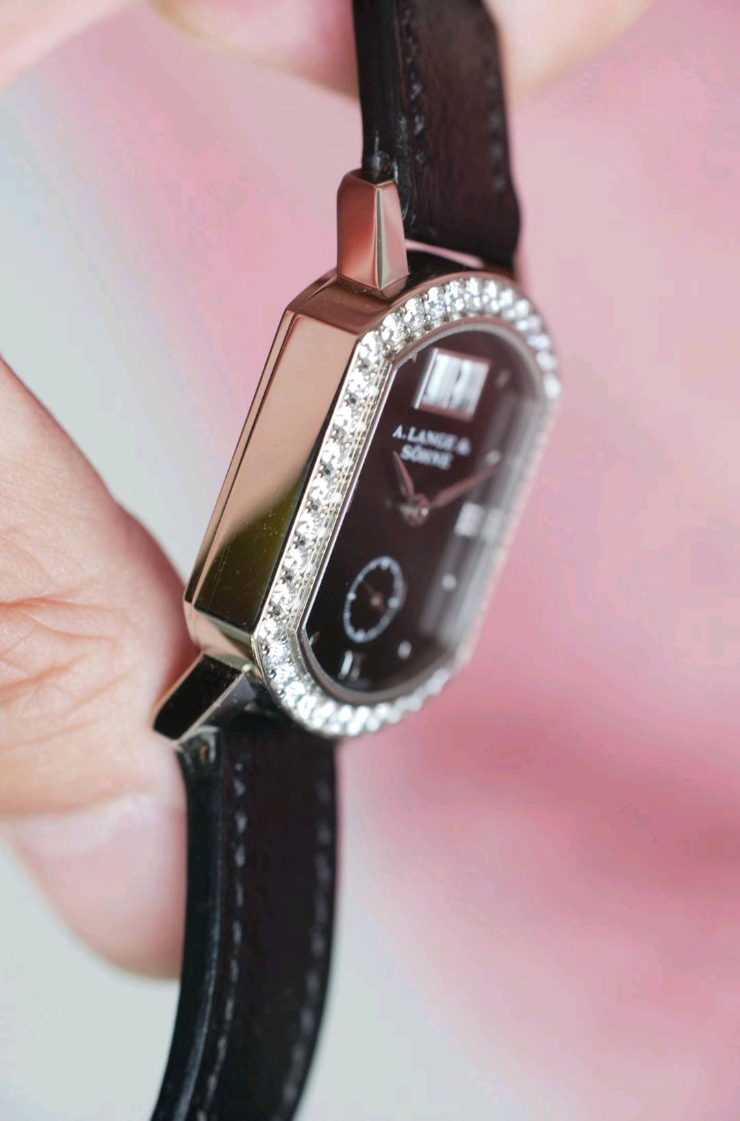 A. Lange & Söhne 801.035 detail 2