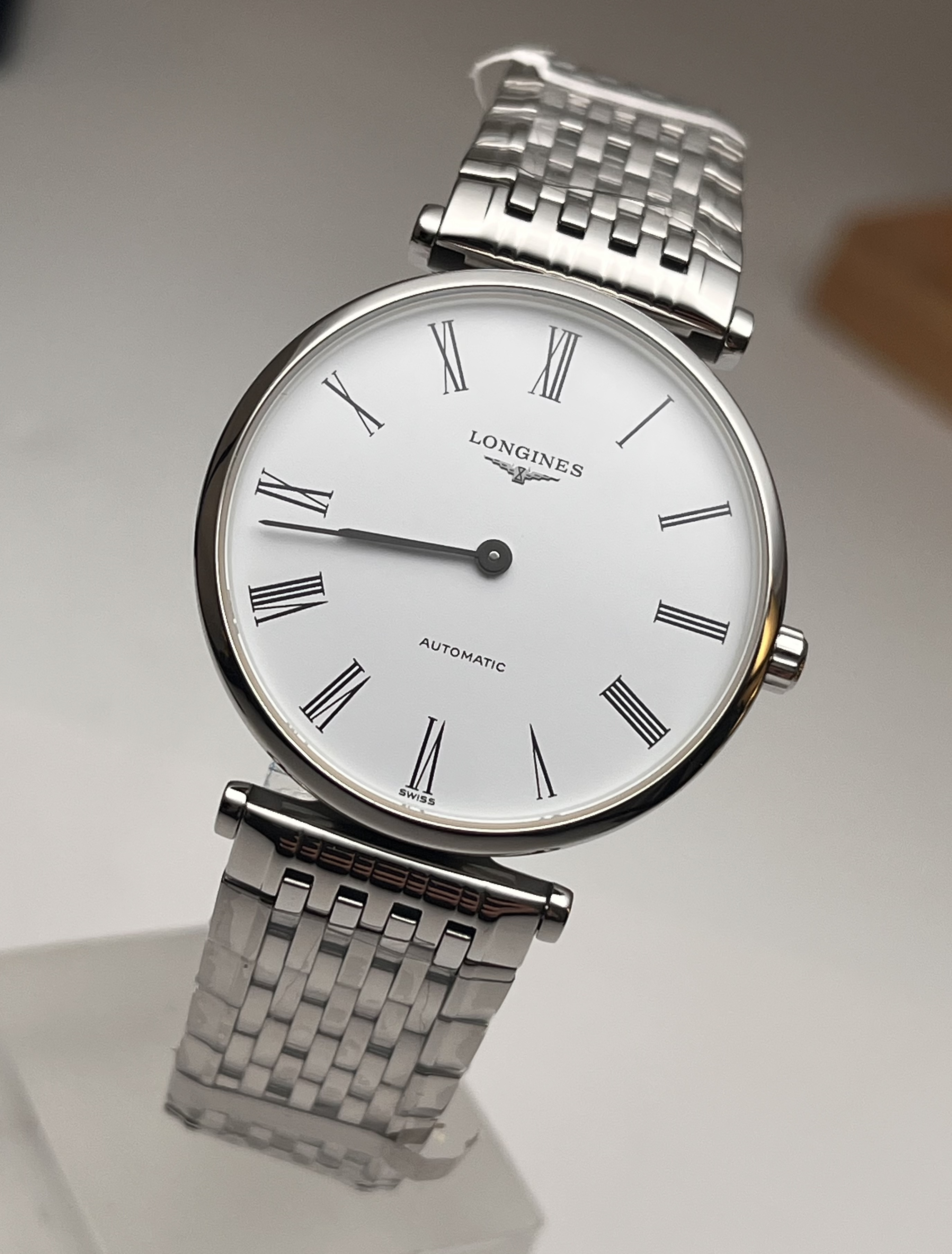 Longines L4.708.4.11.6 detail 2