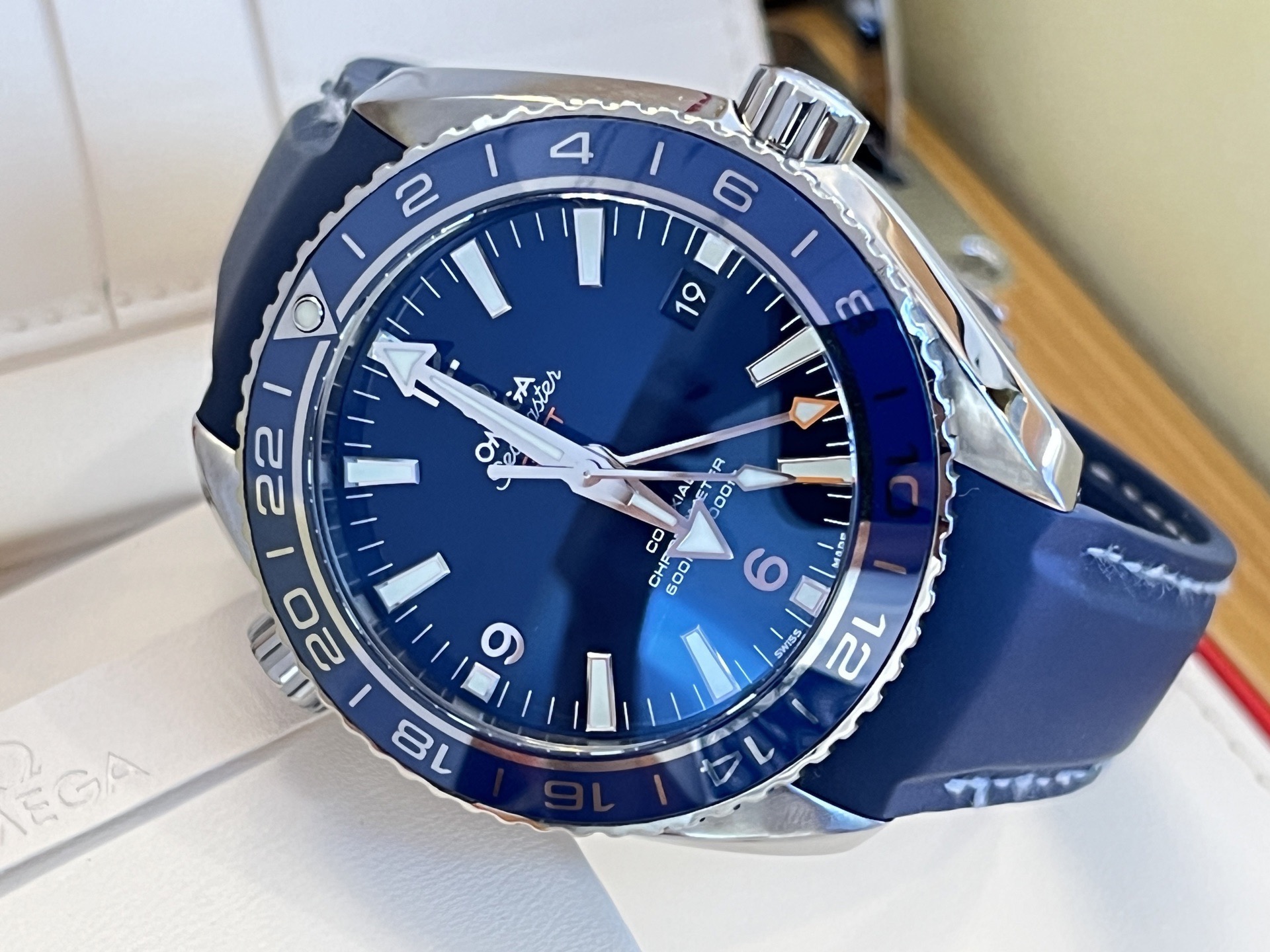 Omega 232.92.44.22.03.001 detail 4