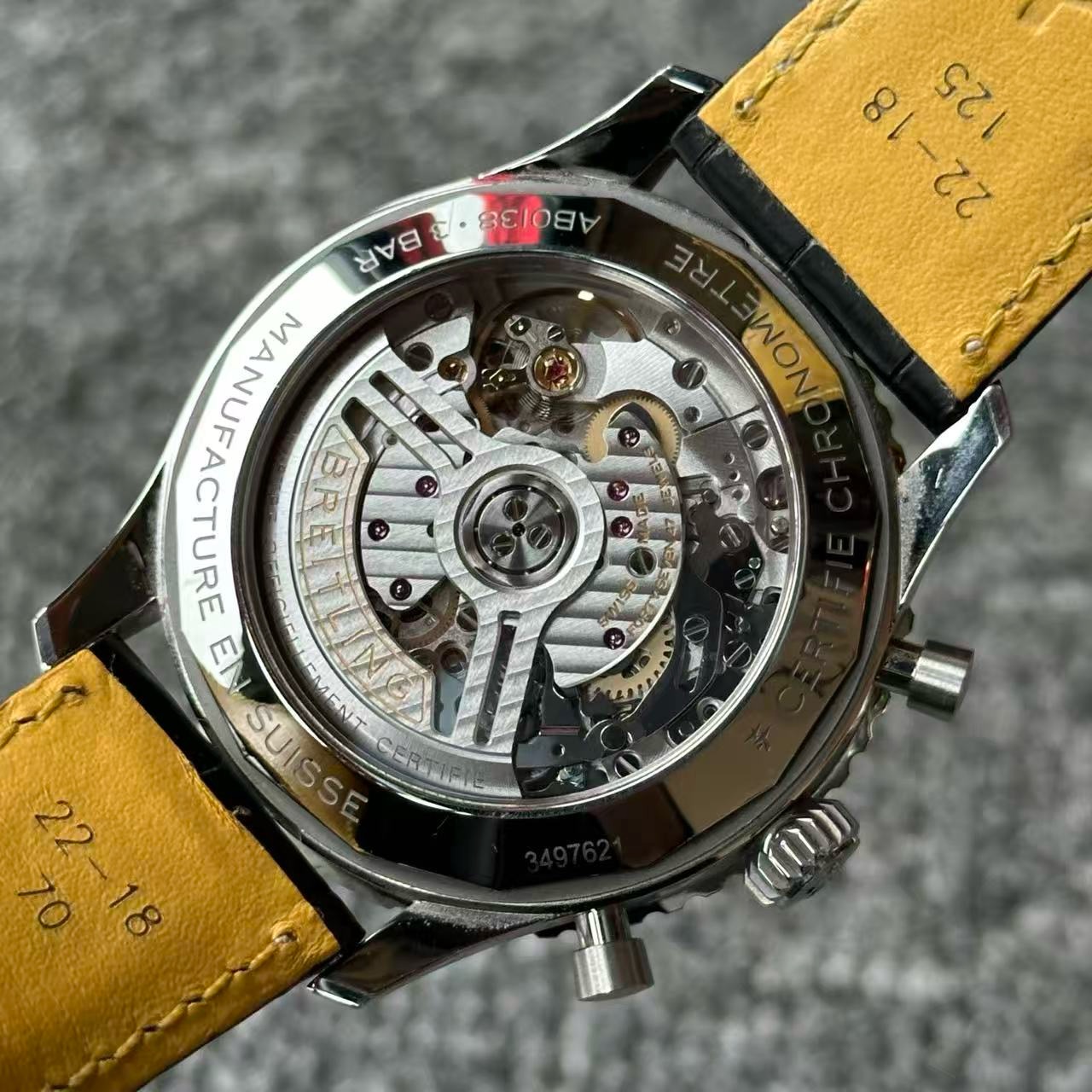 Breitling AB0138211B1P1 detail 6