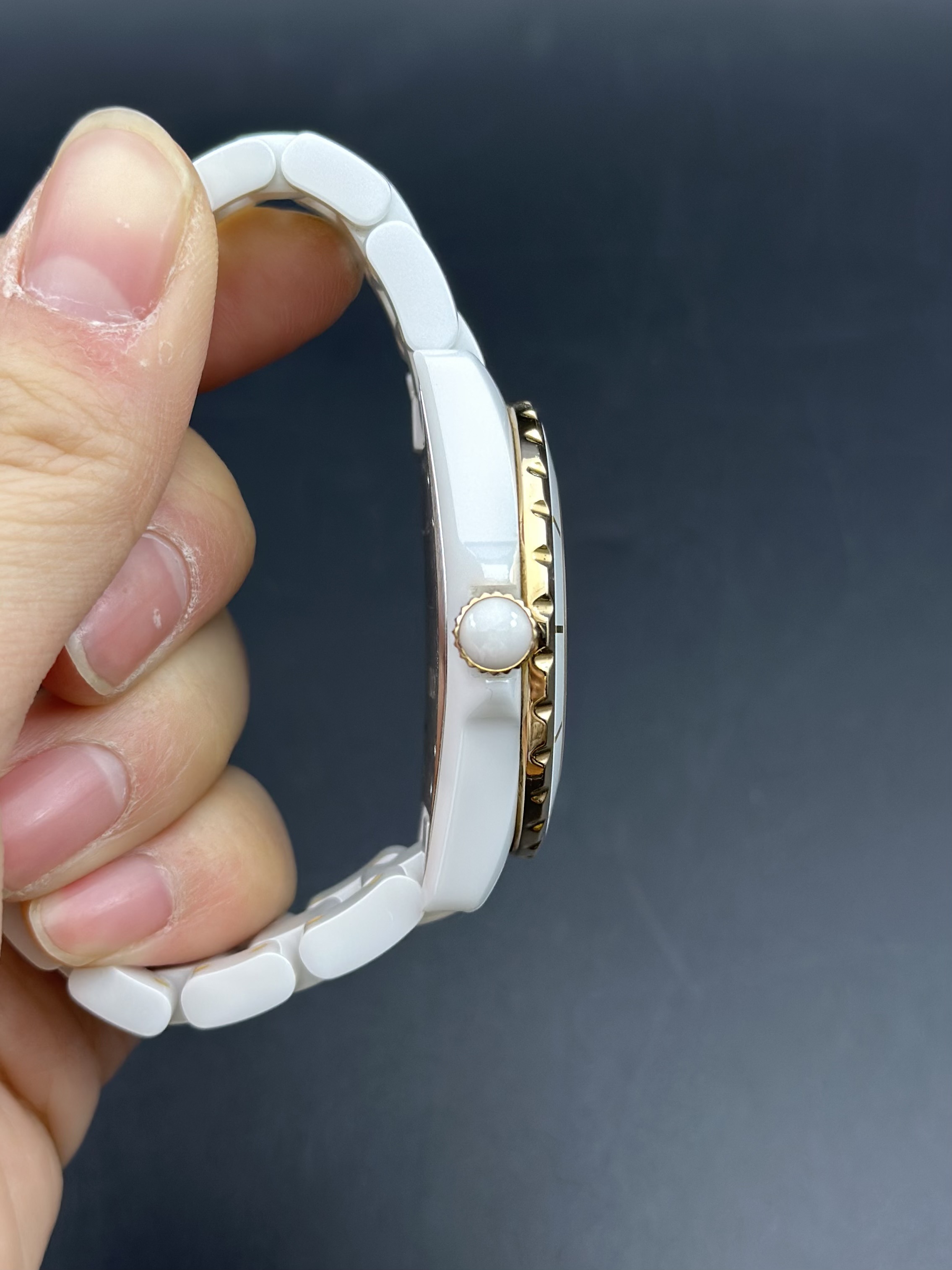 Chanel H2180 detail 4