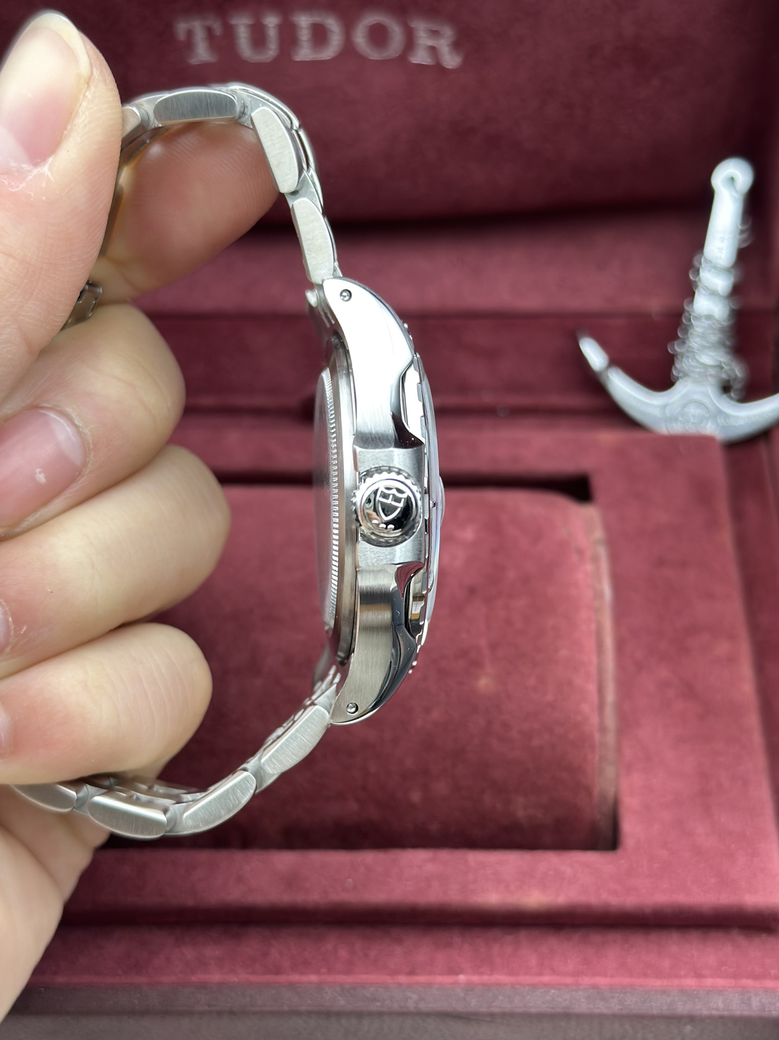Tudor 89190P-93550 detail 3