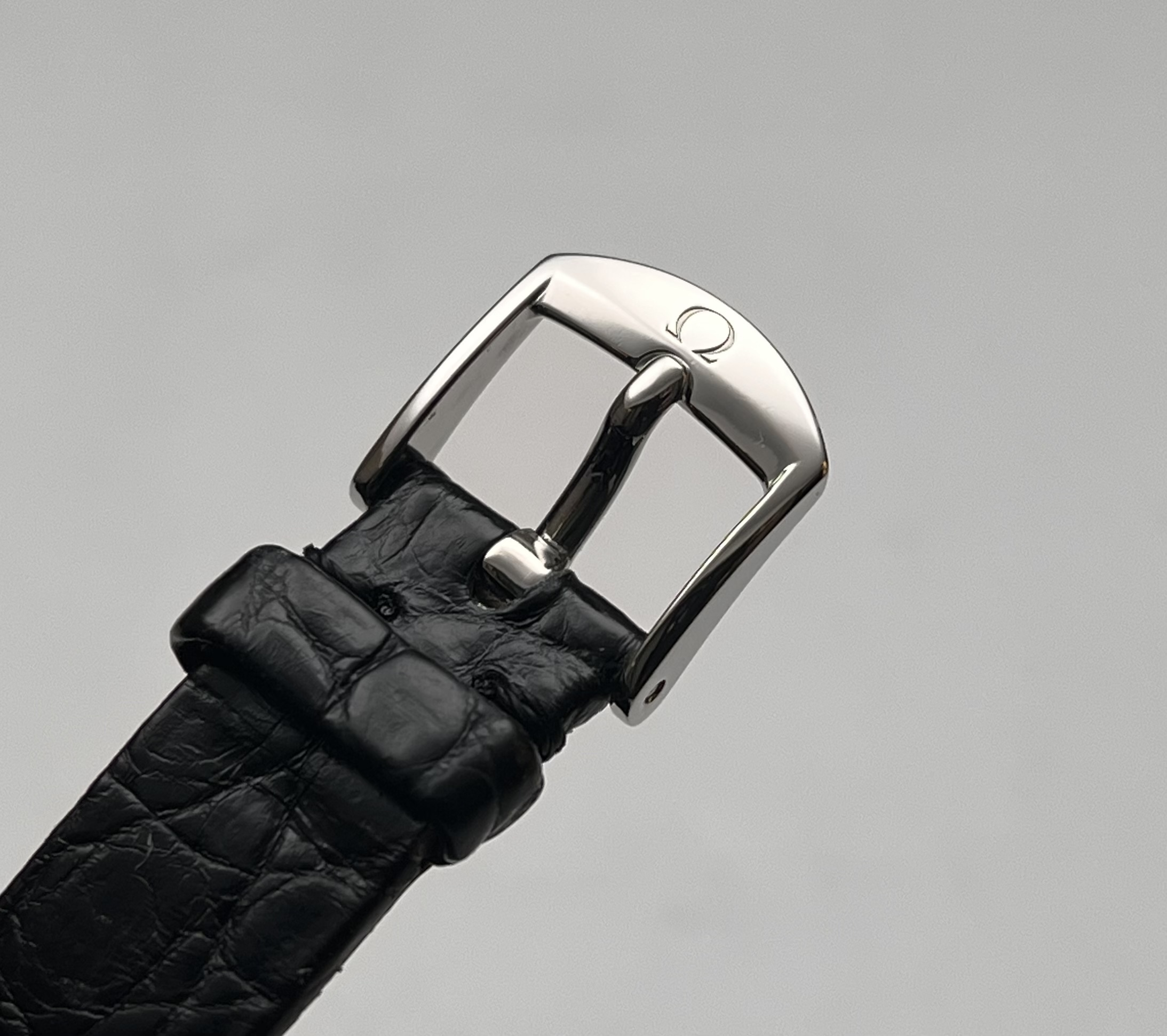 Omega 424.13.27.60.51.001 detail 7