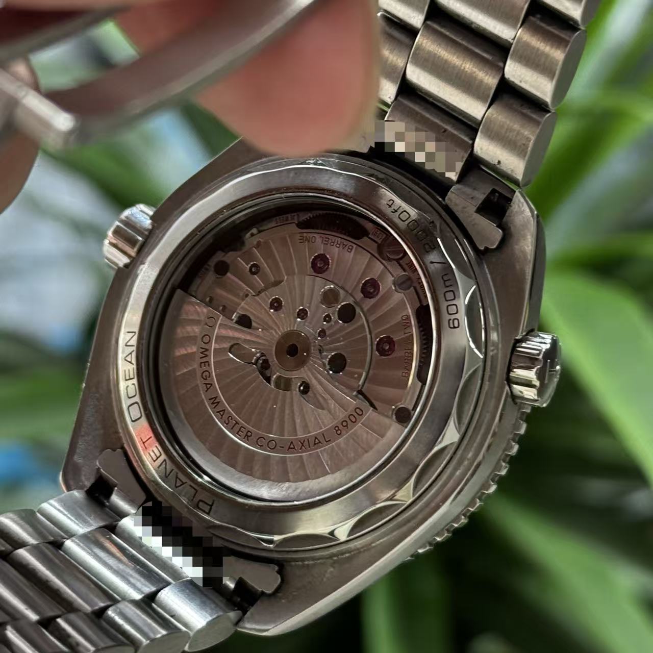 Omega 215.30.44.21.03.001 detail 7