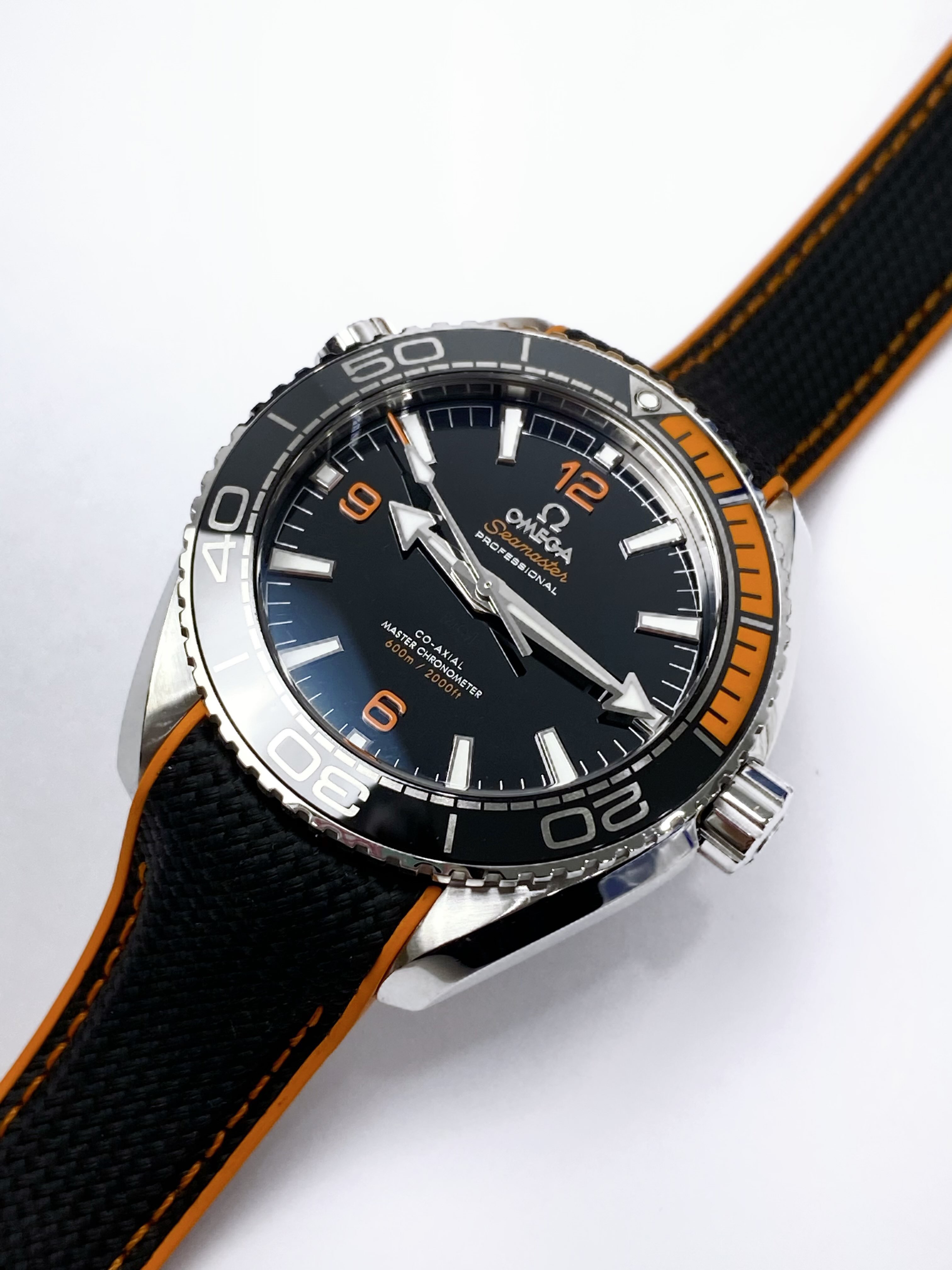 Omega 215.32.44.21.01.001 detail 7