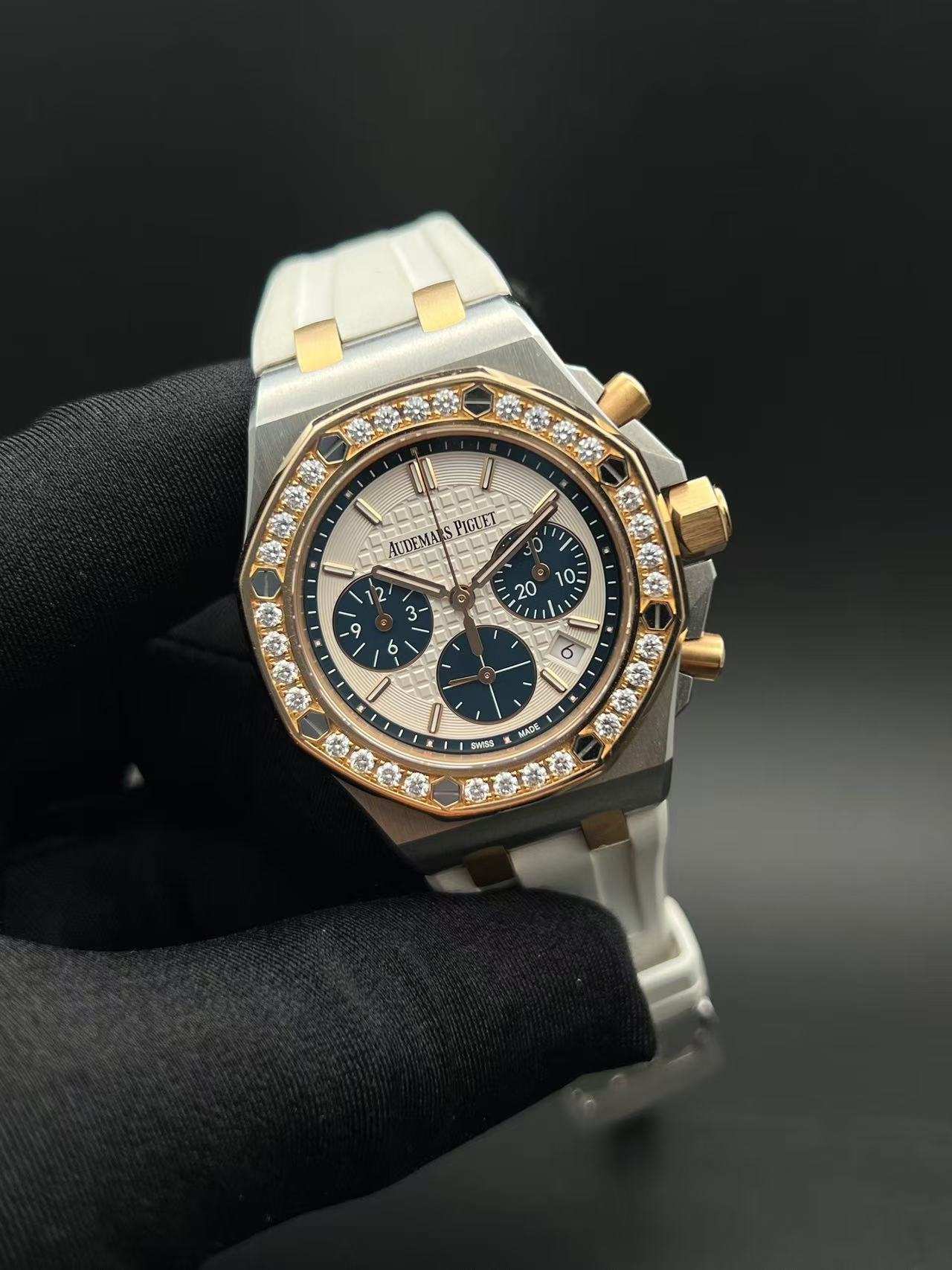 Audemars Piguet 26234SR detail 1
