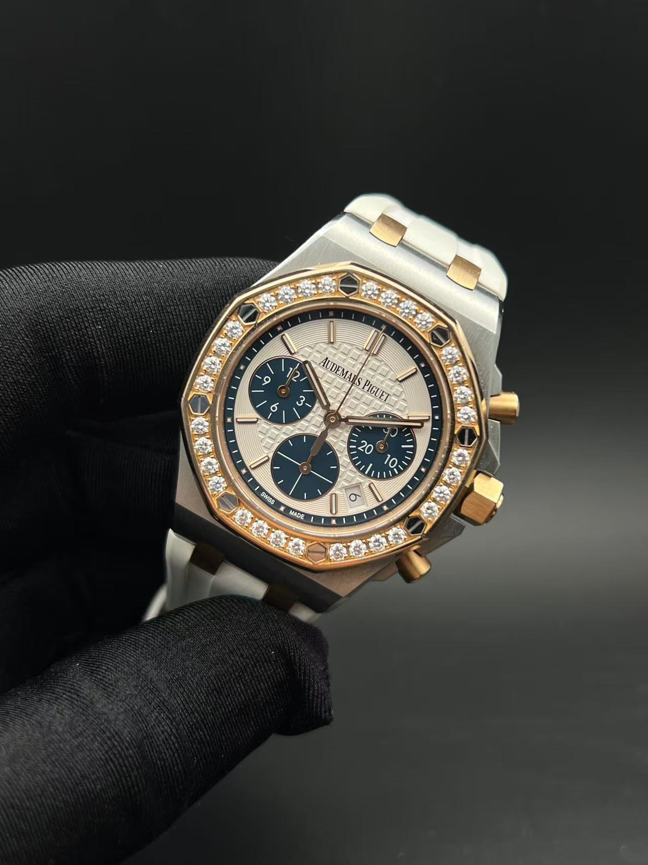 Audemars Piguet 26234SR detail 2