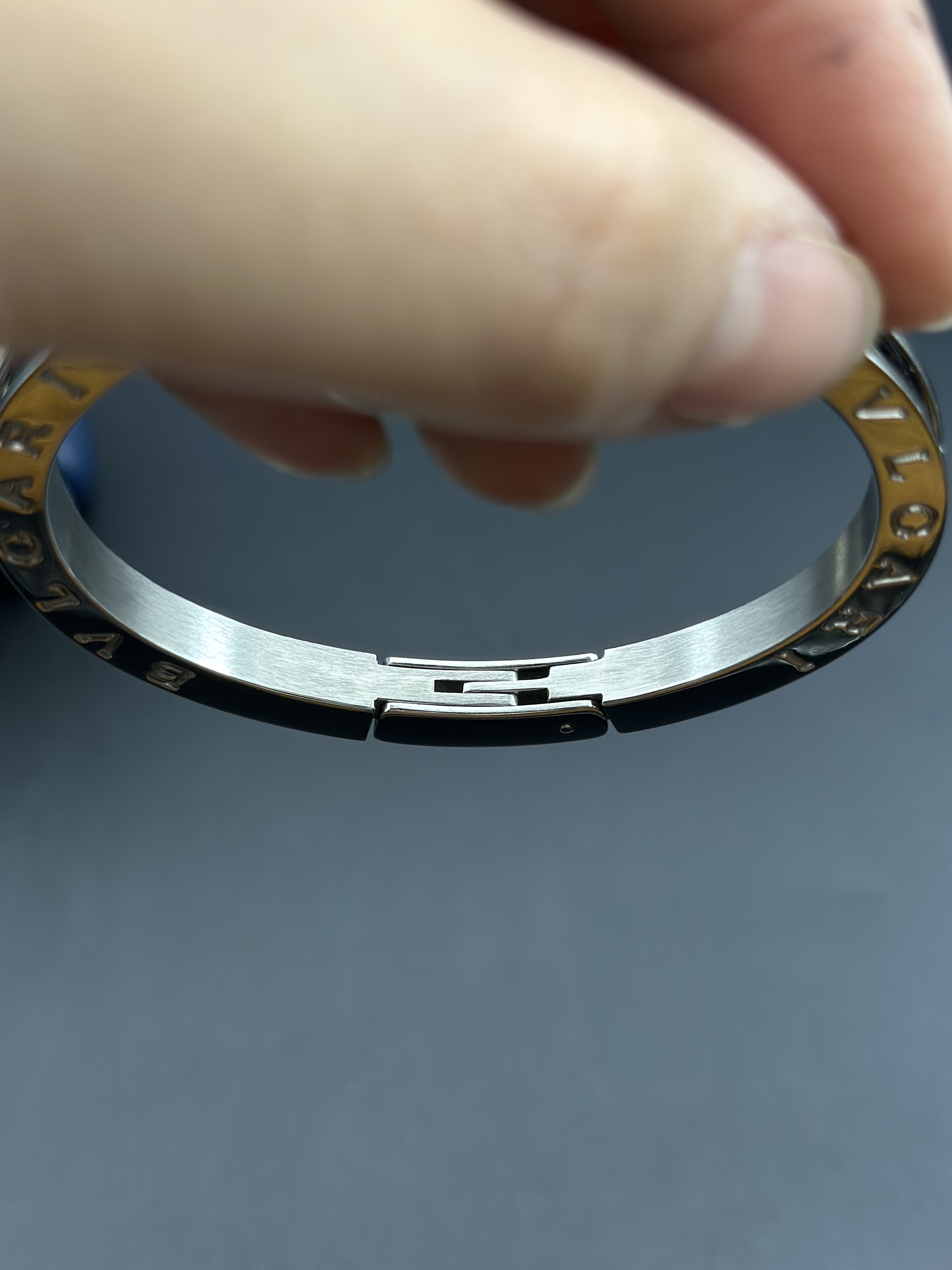 Bulgari BZ 22 S detail 5