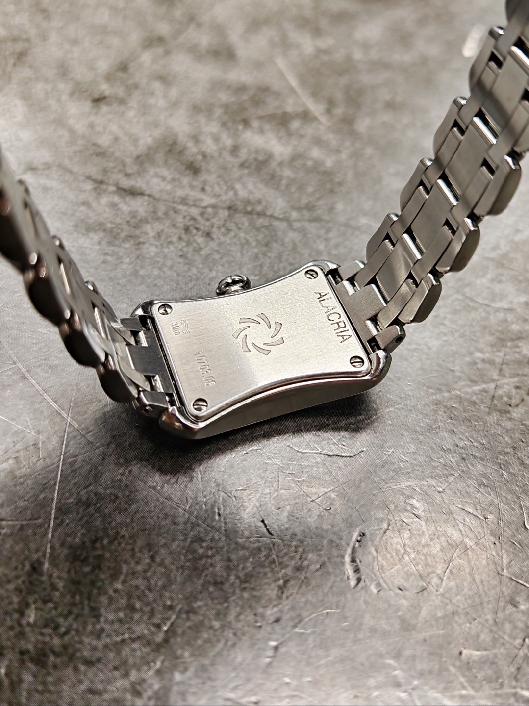 Carl F. Bucherer 10703 detail 7