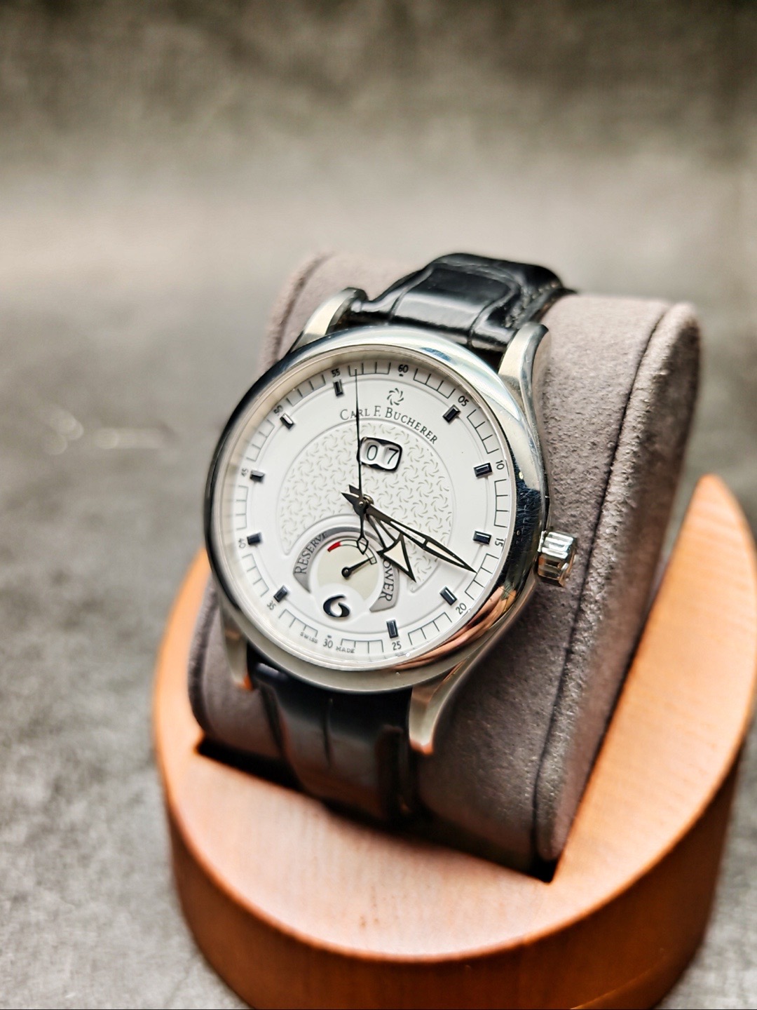 Carl F. Bucherer 10905 detail 2