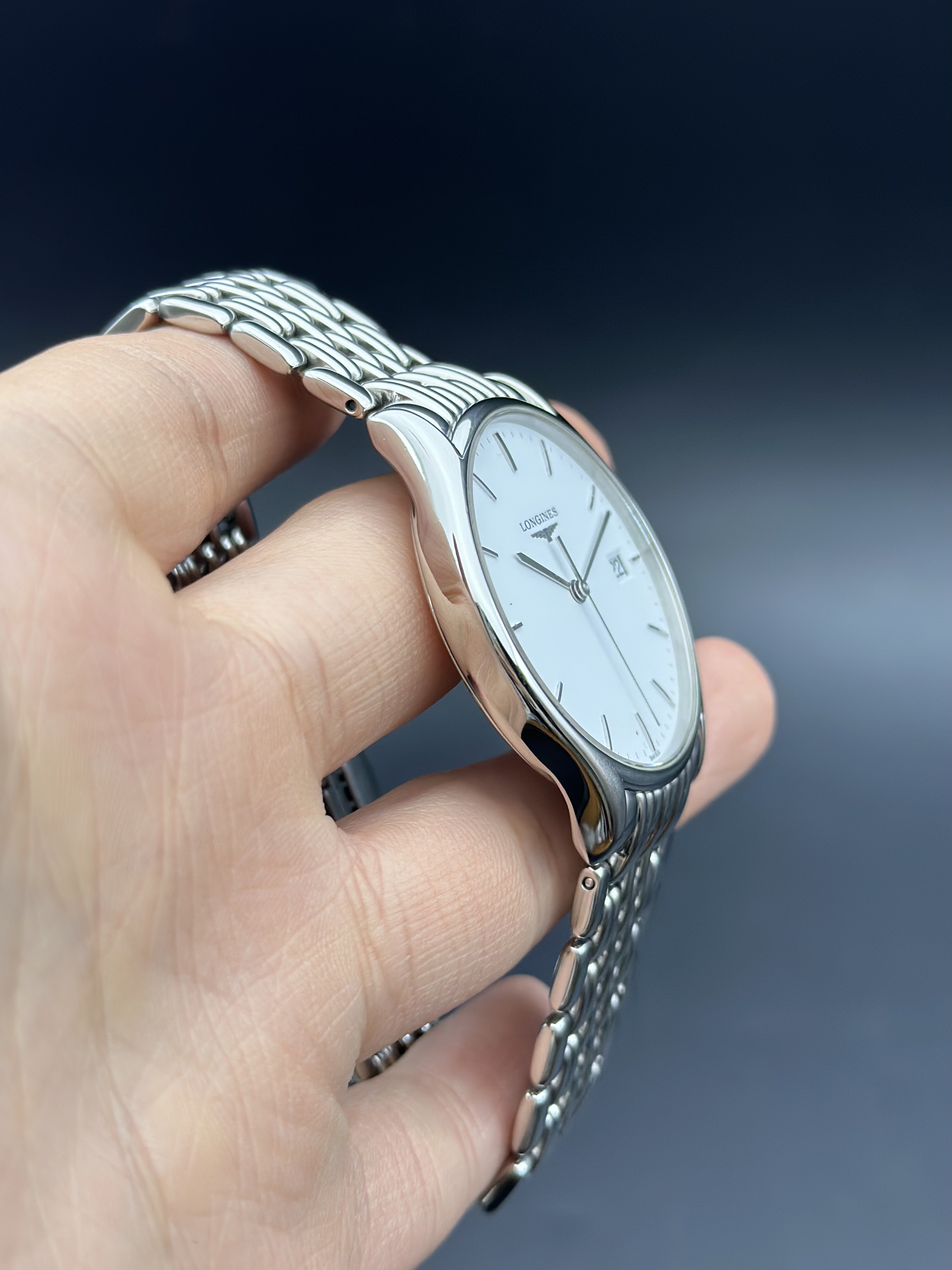 Longines L4.759.4.12.6 detail 2