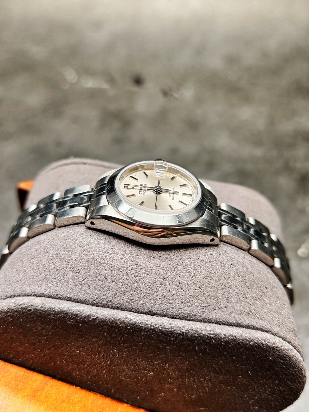 Tudor 29500-0006 detail 5