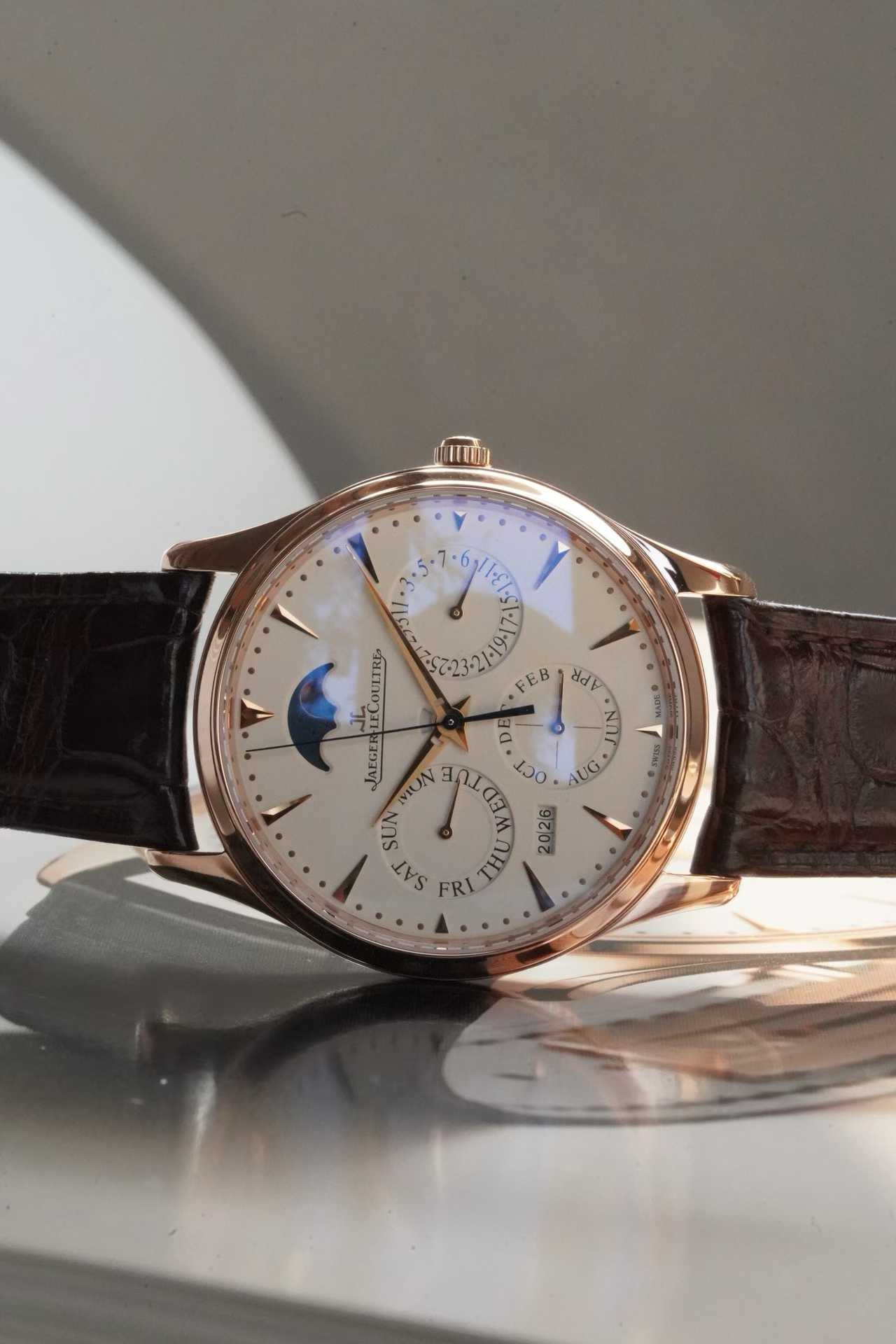 Jaeger-LeCoultre 1302520 detail 5