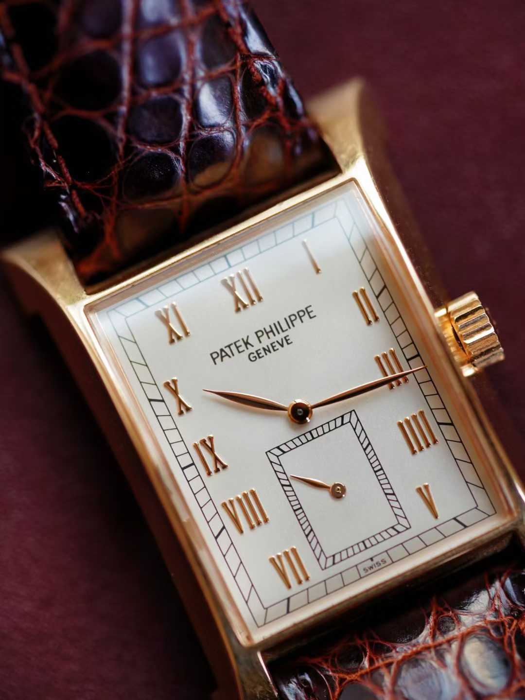 Patek Philippe 5500 detail 5