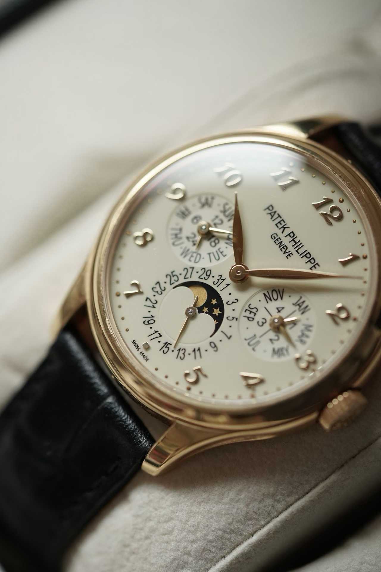 Patek Philippe 5327J detail 5