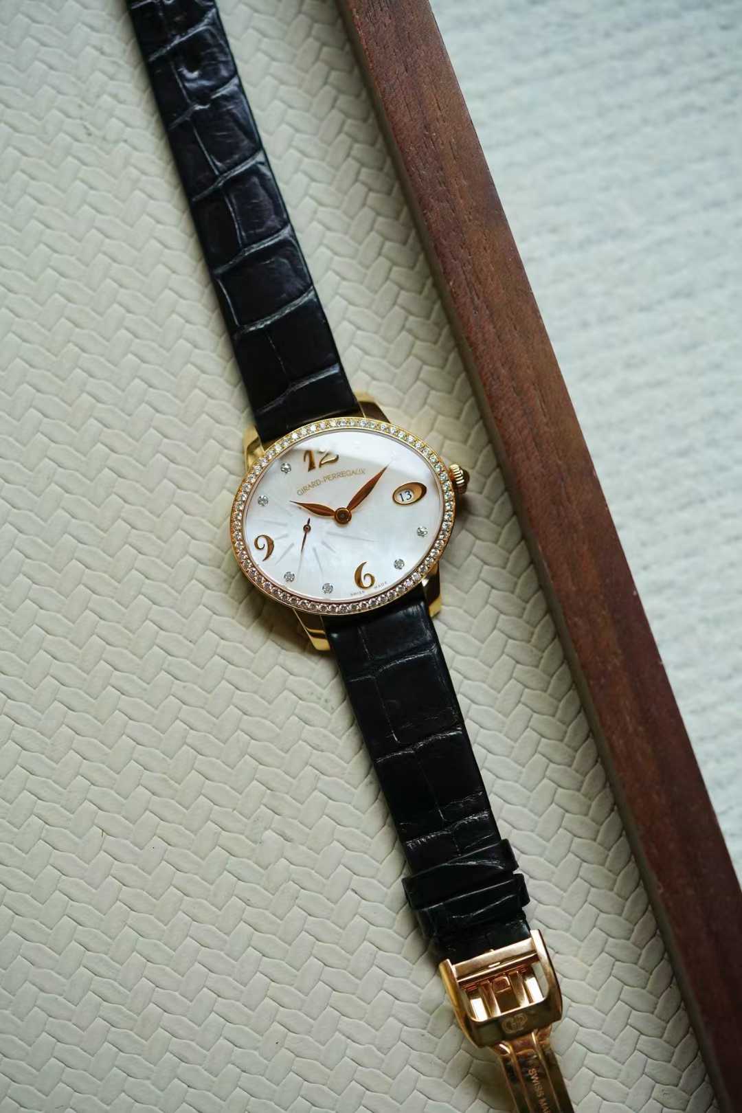 Girard Perregaux 80484D52A761-BK7A