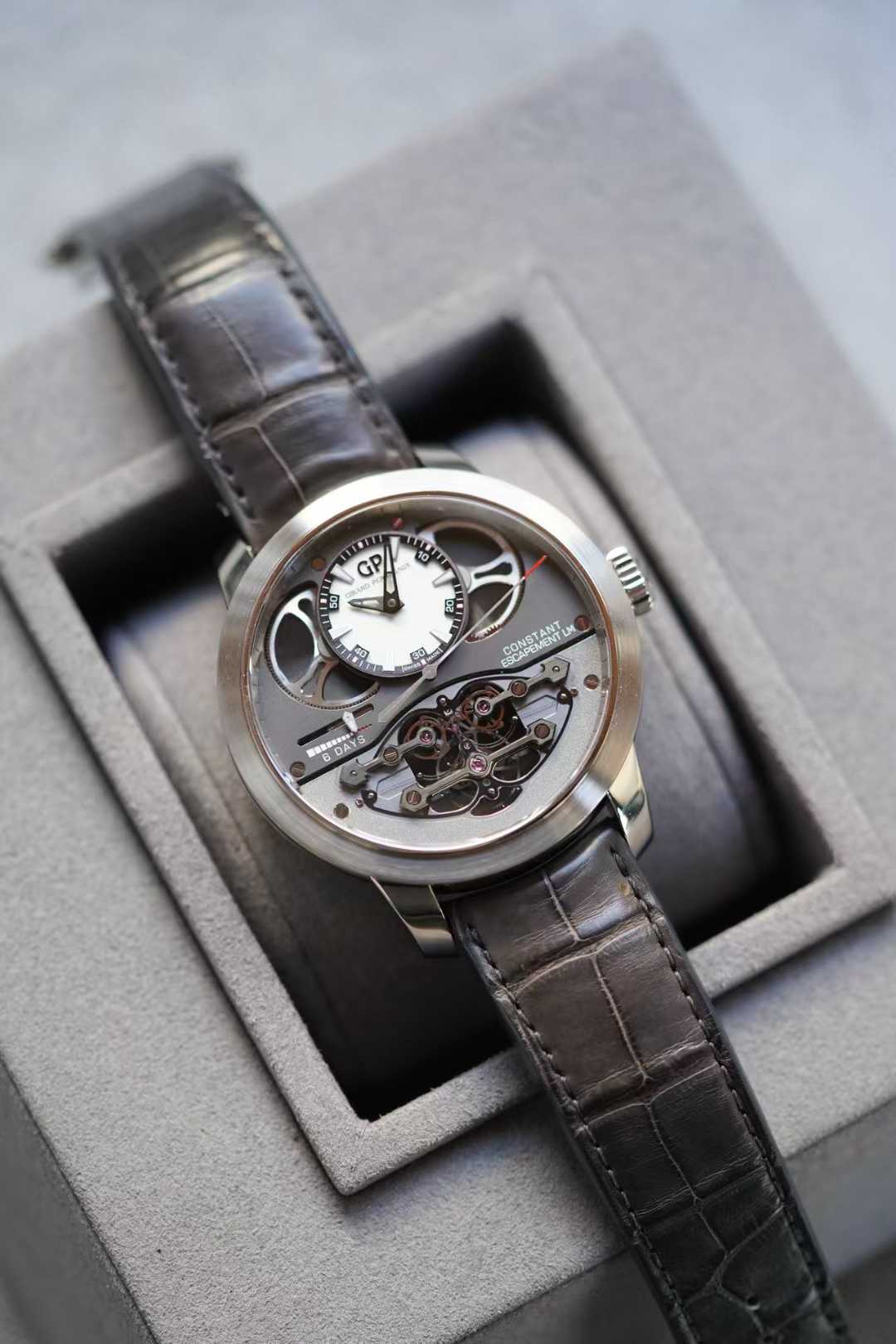 Girard Perregaux 93500-53-131-BA6E detail 4