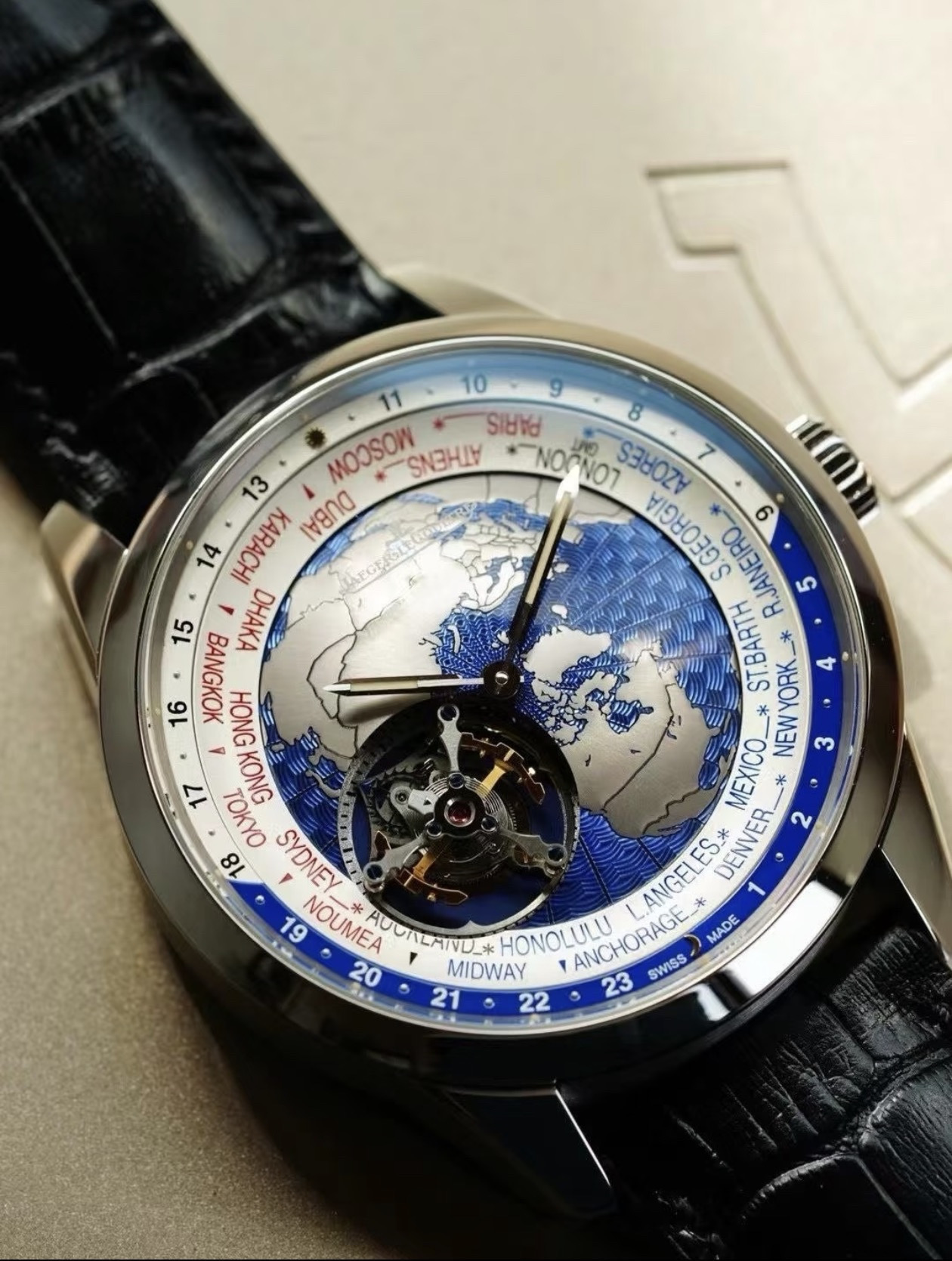 Jaeger-LeCoultre Q8126420