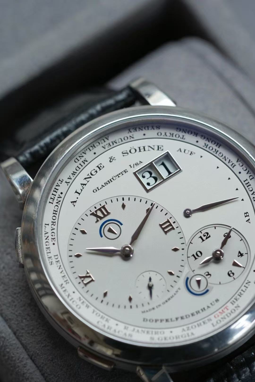 A. Lange & S&ouml;hne 116.025 detail 2