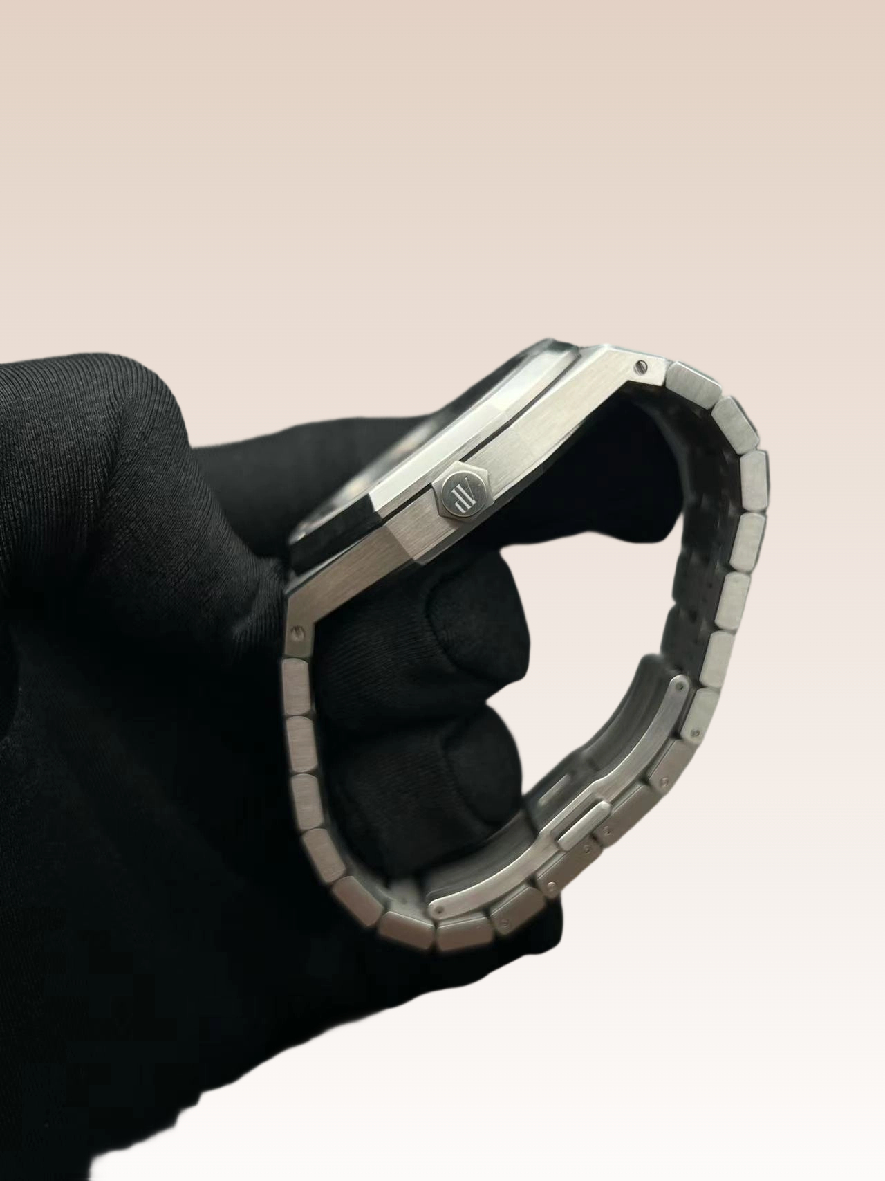 Audemars Piguet 15400ST detail 3