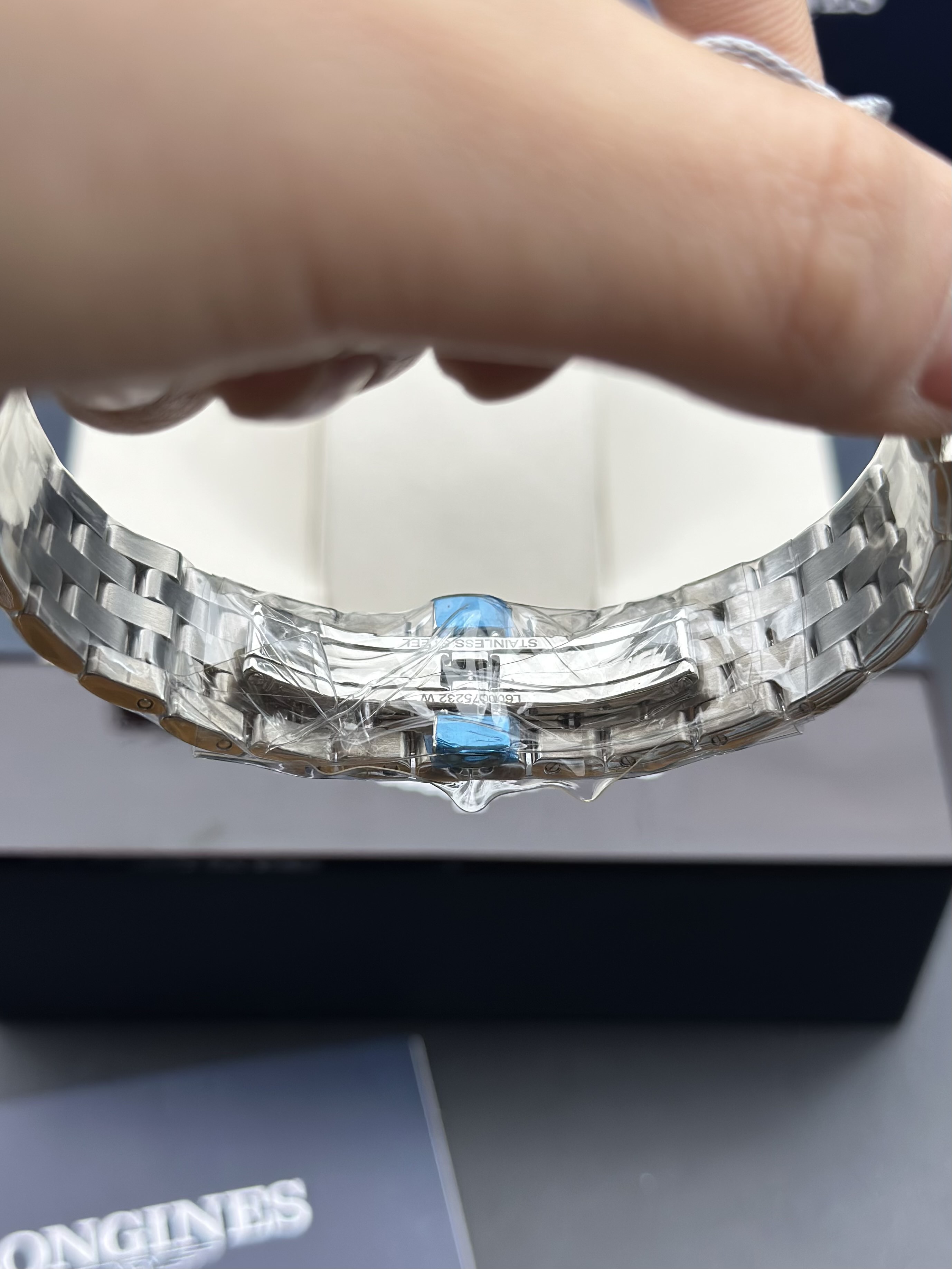 Longines L4.774.4.27.6 detail 5