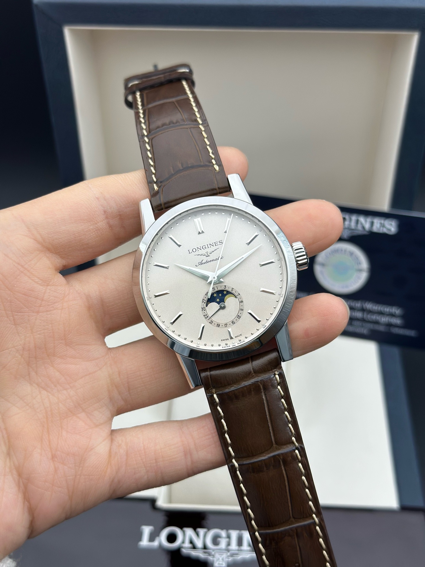 Longines L4.826.4.92.2 detail 1