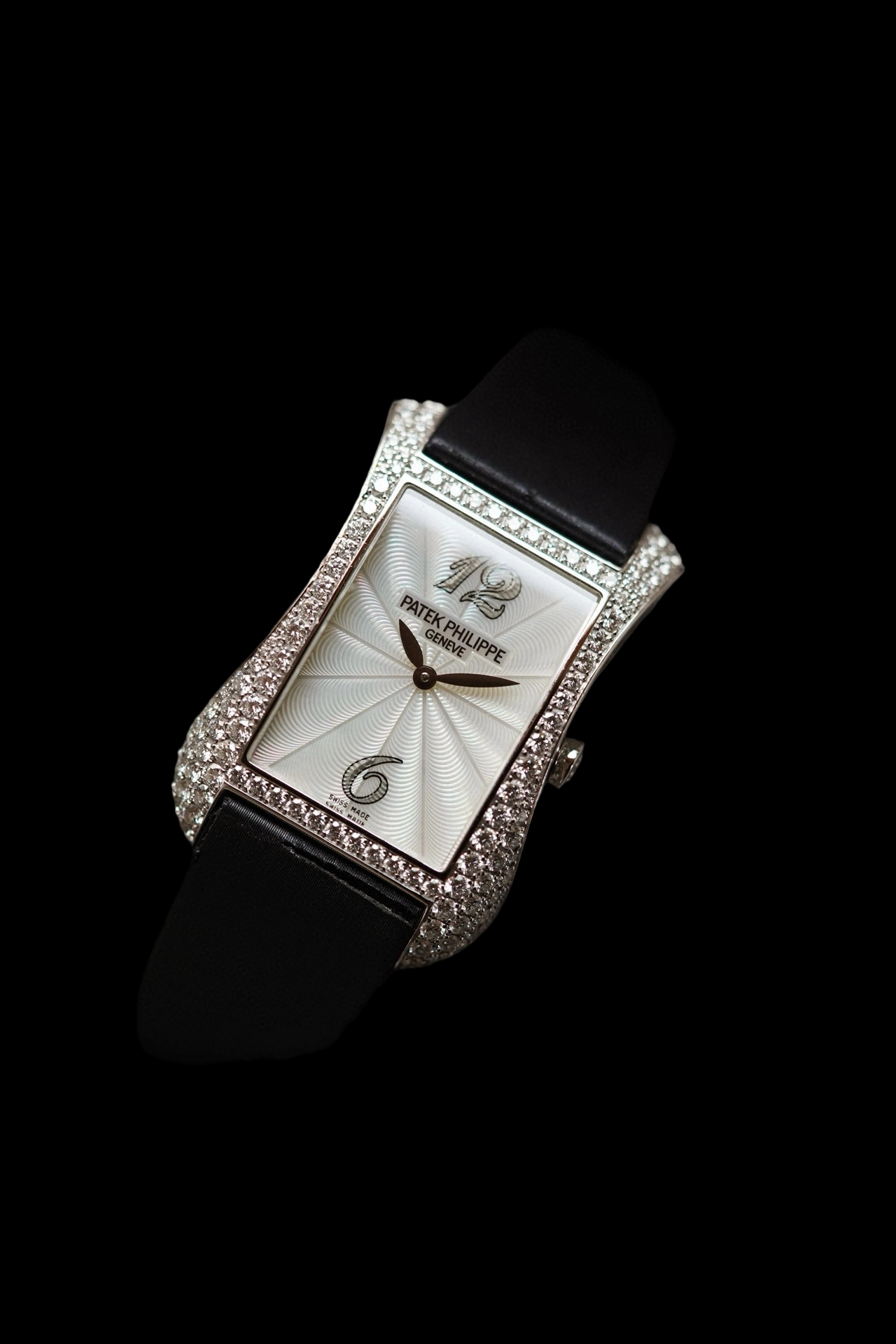 Patek Philippe 4973G detail 4