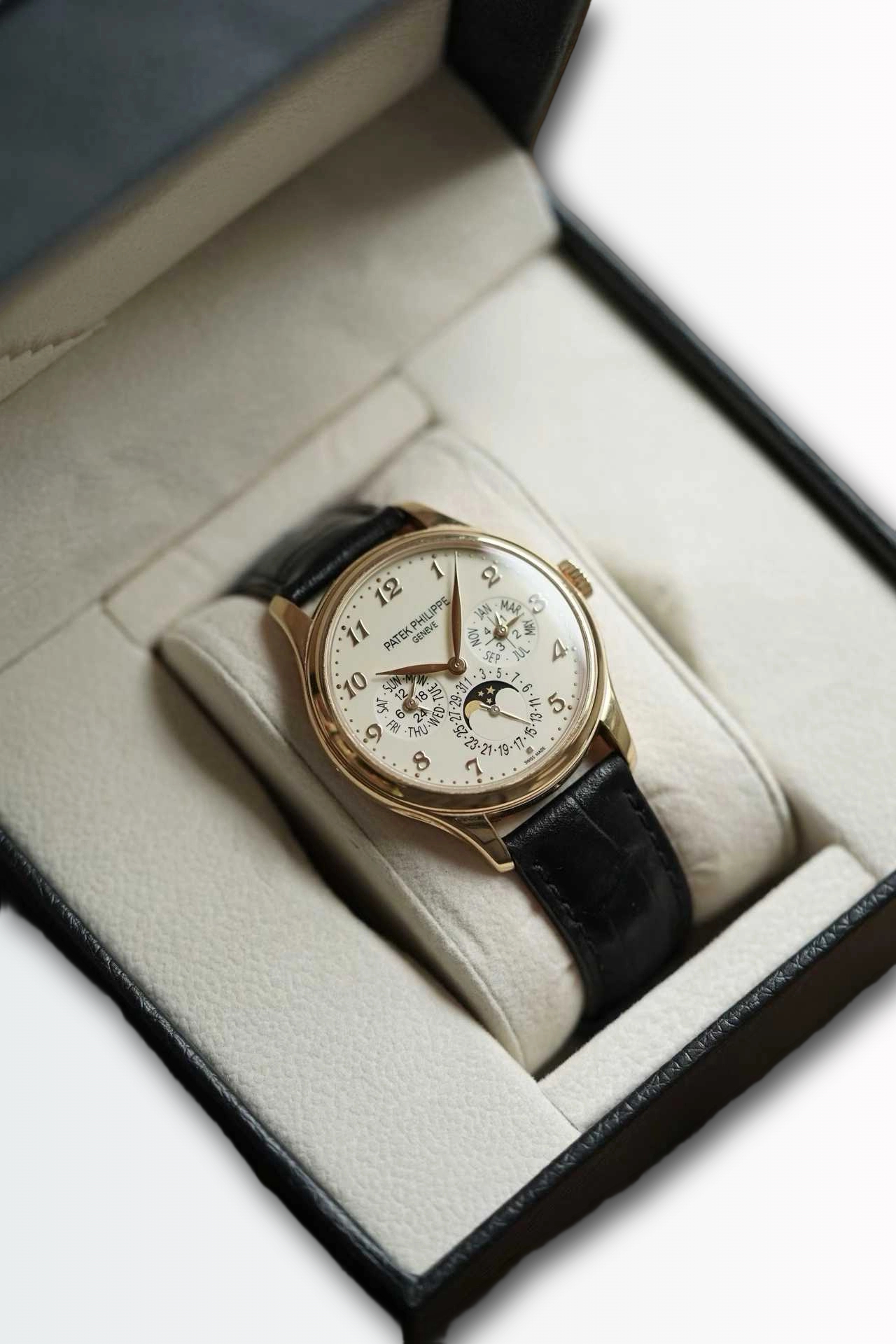 Patek Philippe 5327J