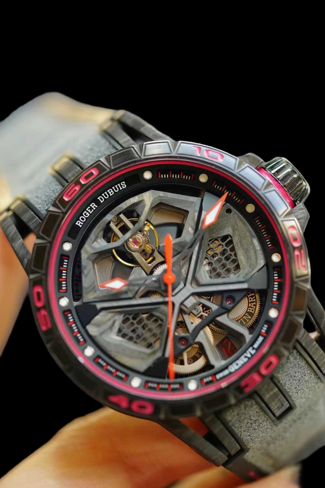 Roger Dubuis RDDBEX0784 detail 2