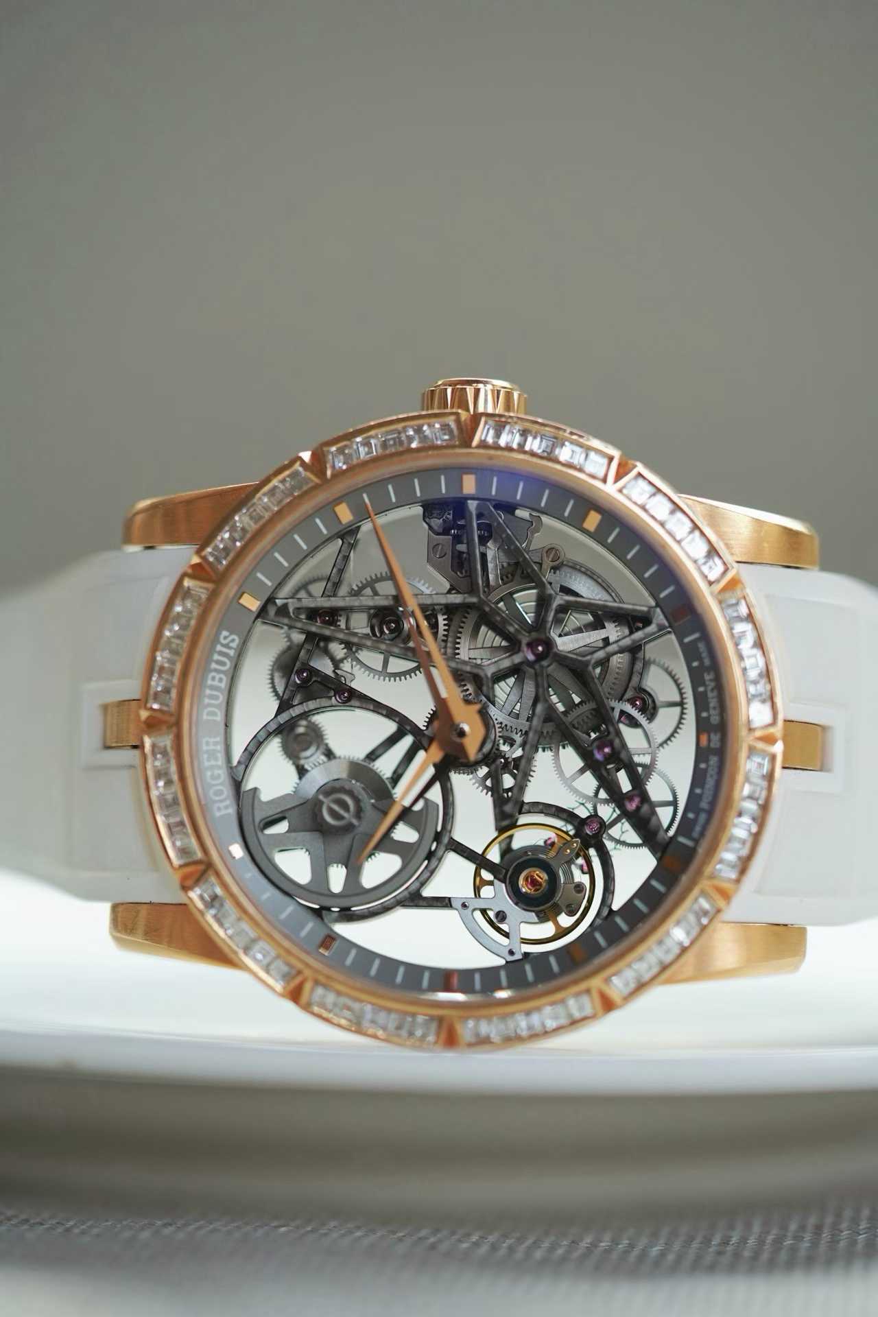 Roger Dubuis RDDBEX0423 detail 3