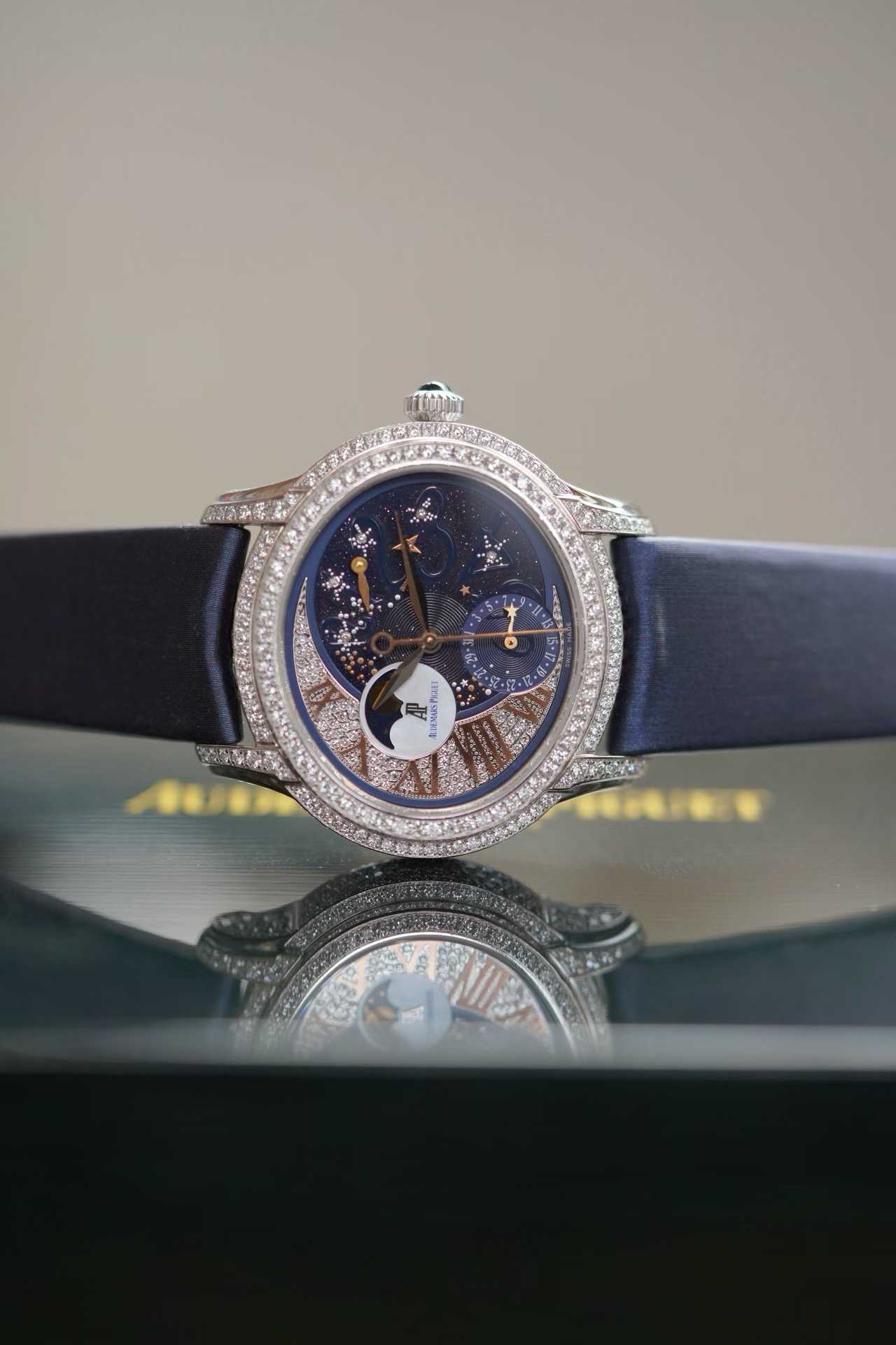 Audemars Piguet 77316BC.ZZ.D007SU.01 detail 4
