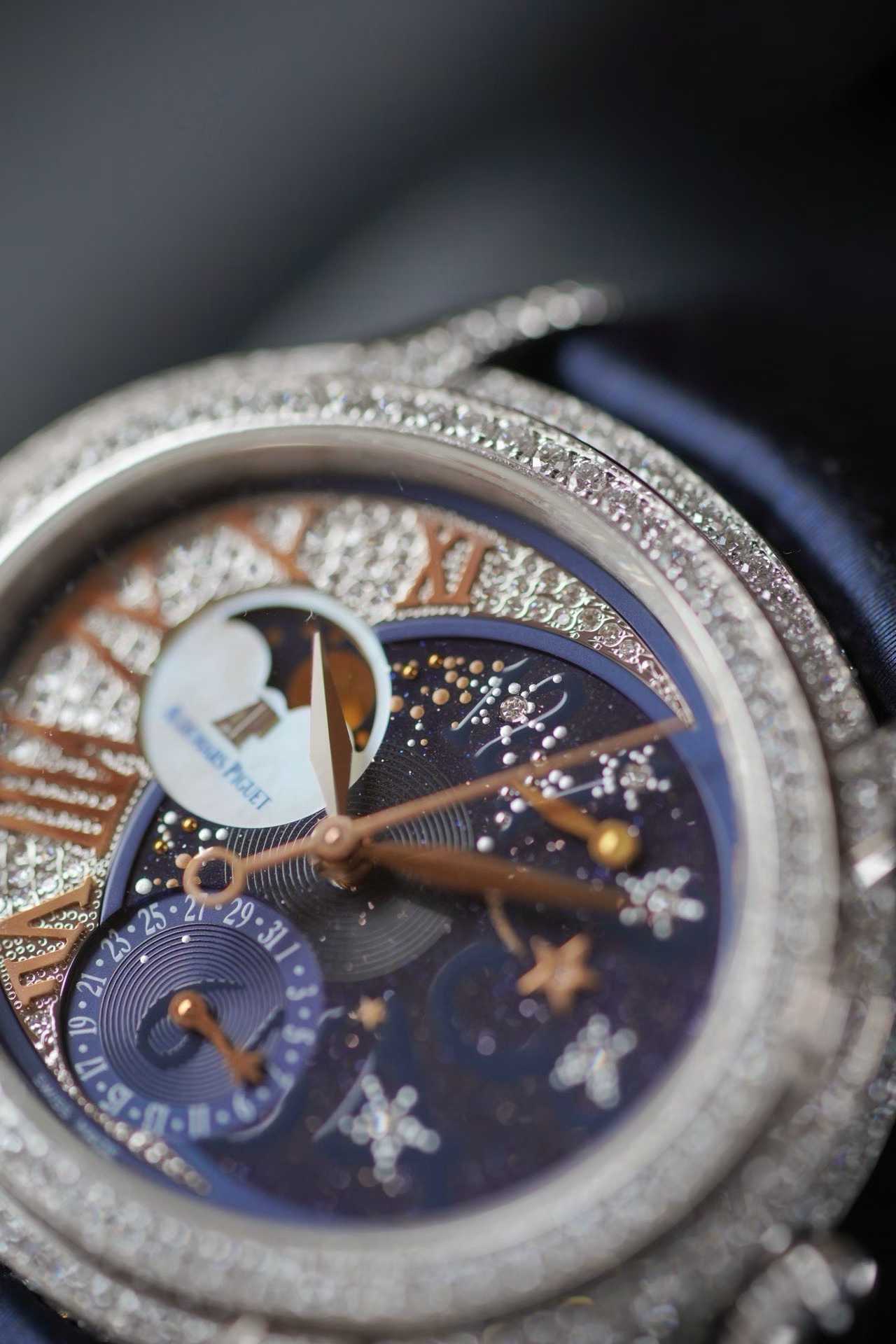Audemars Piguet 77316BC.ZZ.D007SU.01 detail 5
