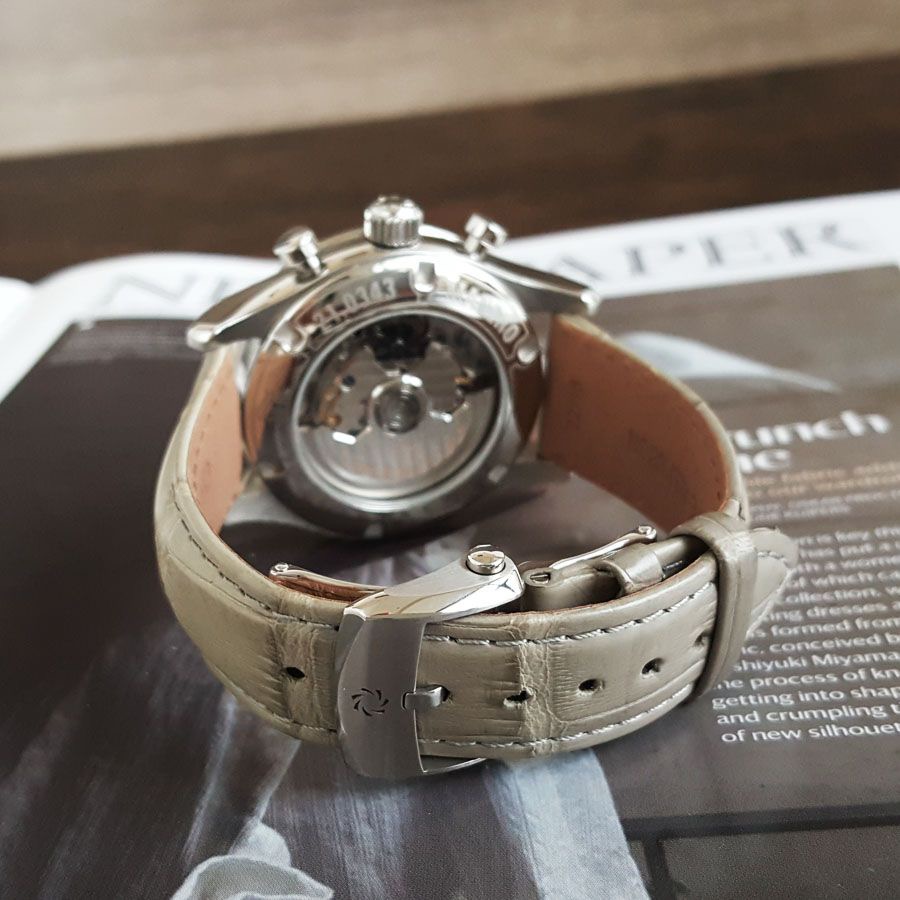 Carl F. Bucherer 00.10919.08.93.01 detail 3