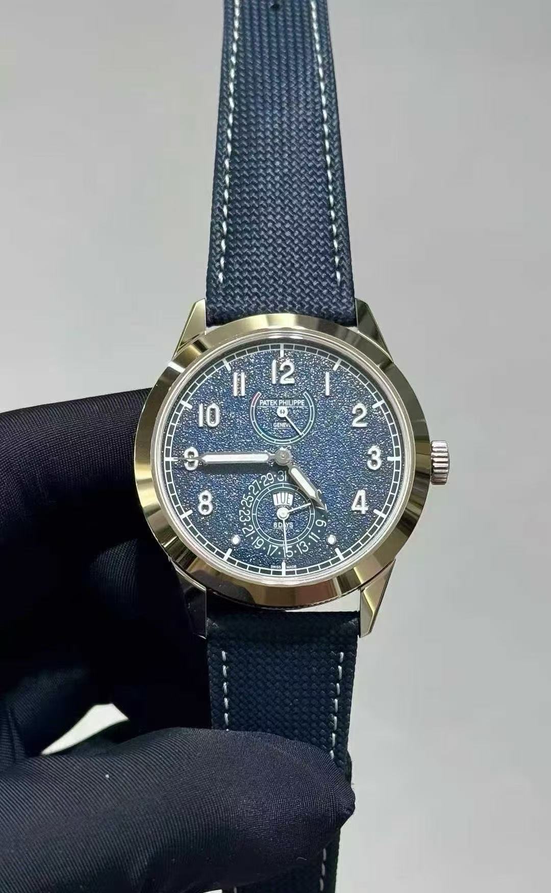 Patek Philippe 5328G-001 detail 1