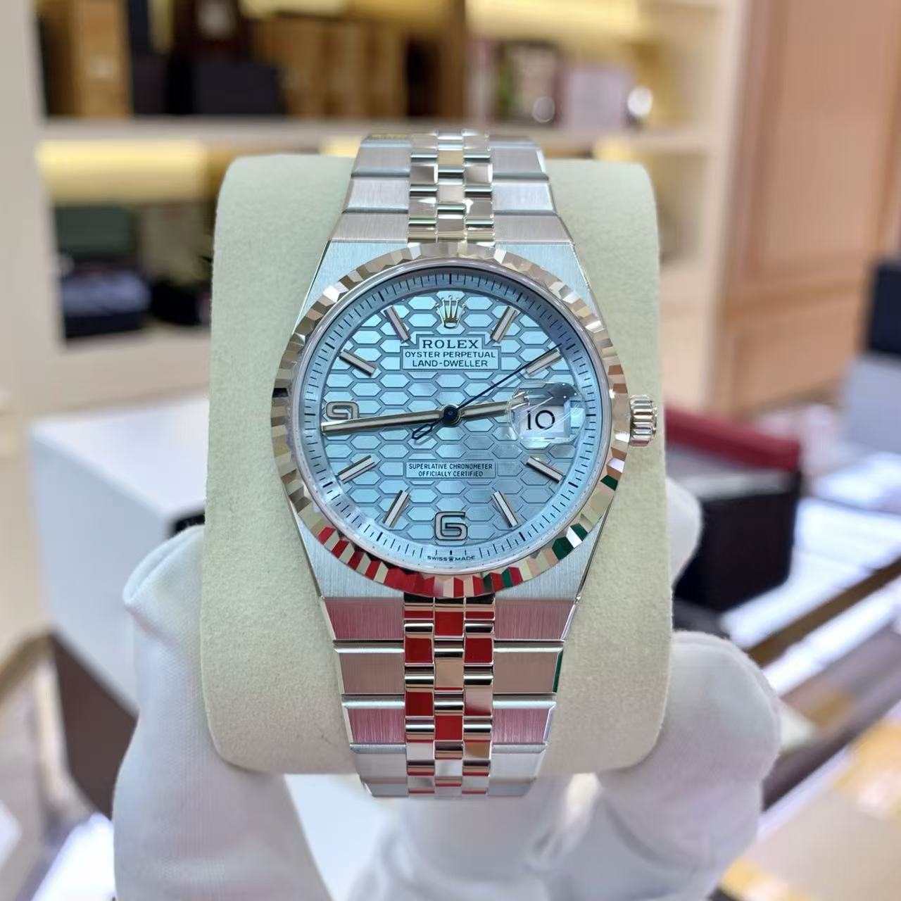 Rolex m127236-0001