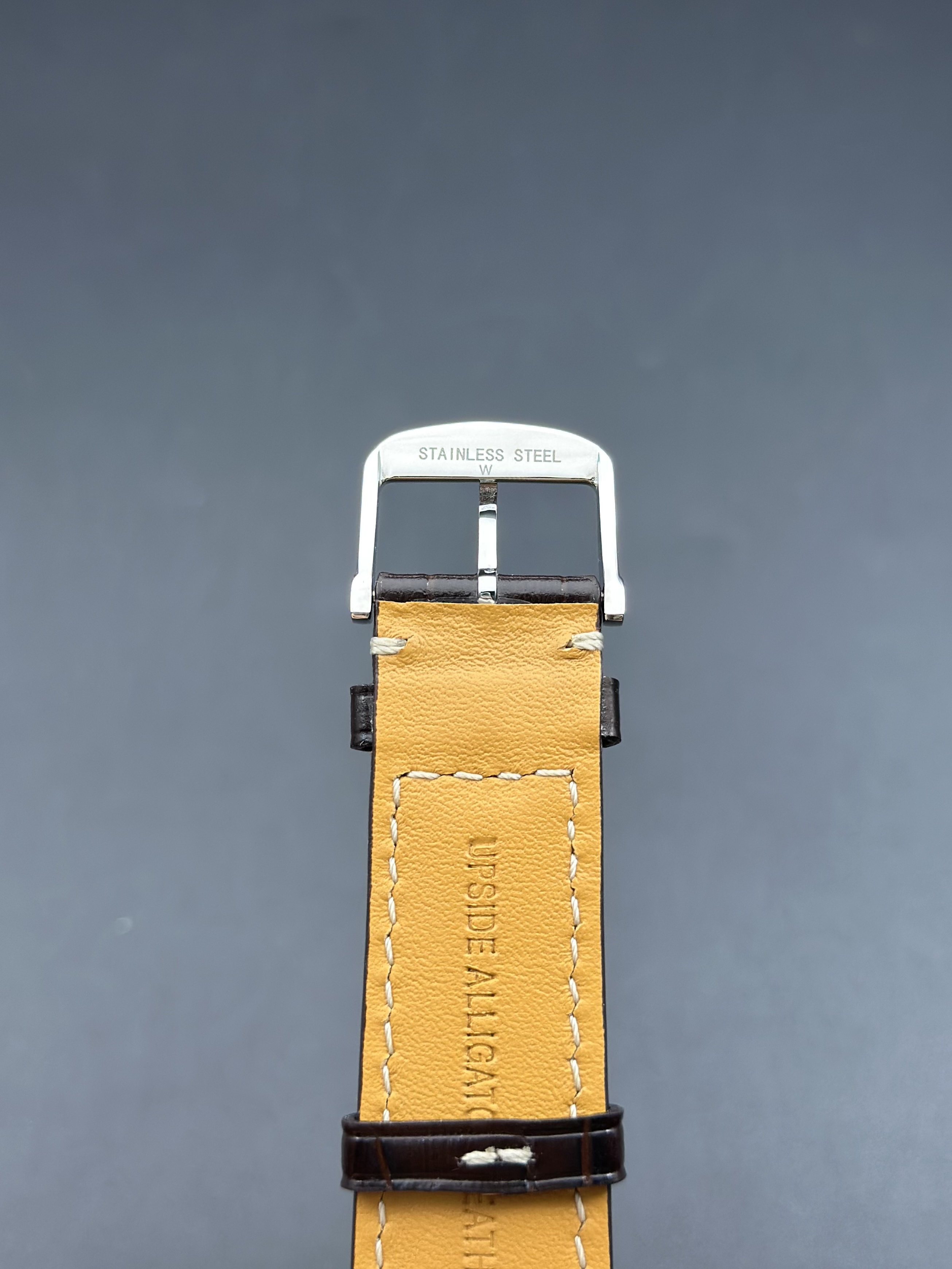 Longines L2.601.4.11.2 detail 7