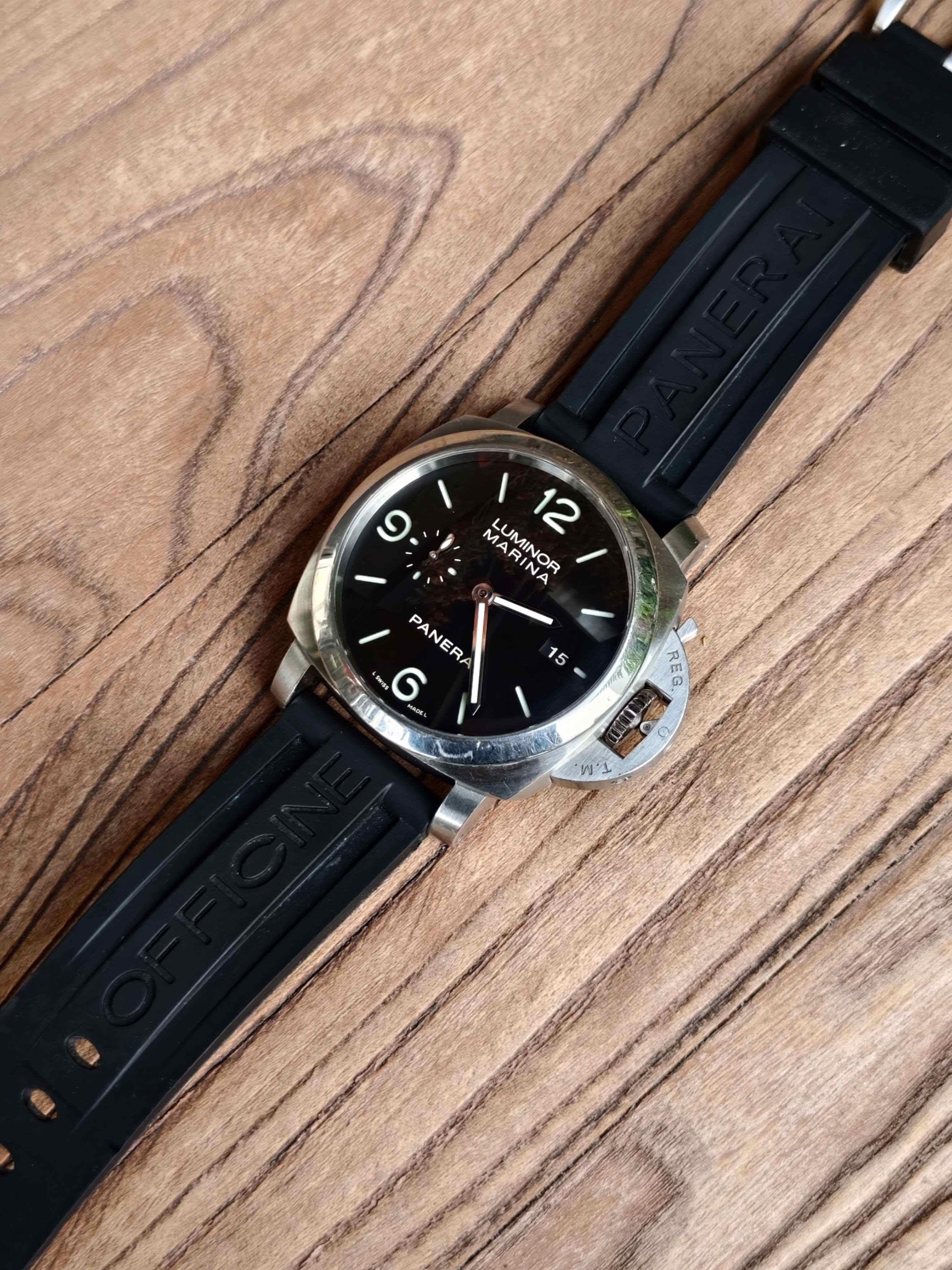 Panerai PAM00312 detail 2