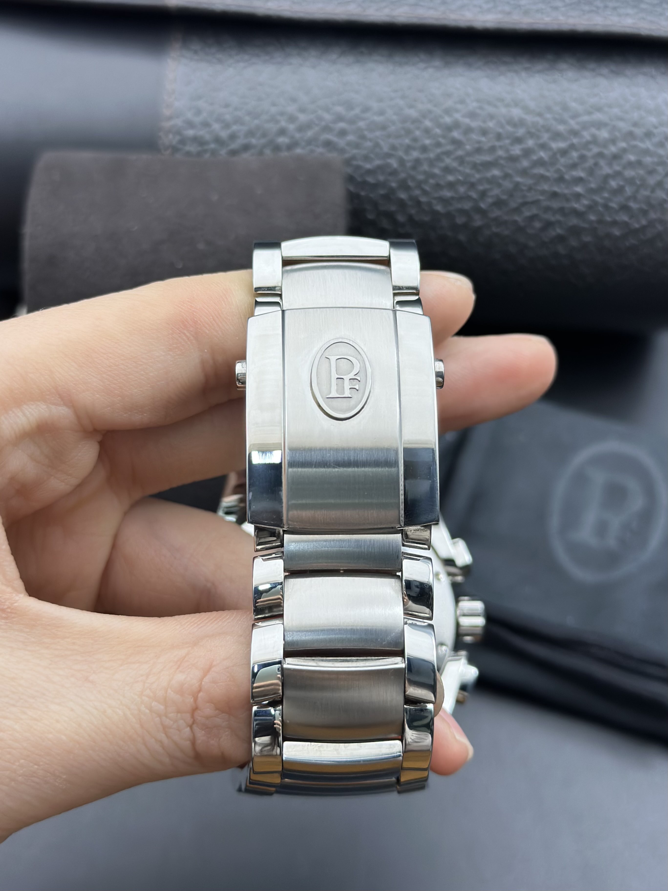 Parmigiani Fleurier PFC528-0010300 detail 4