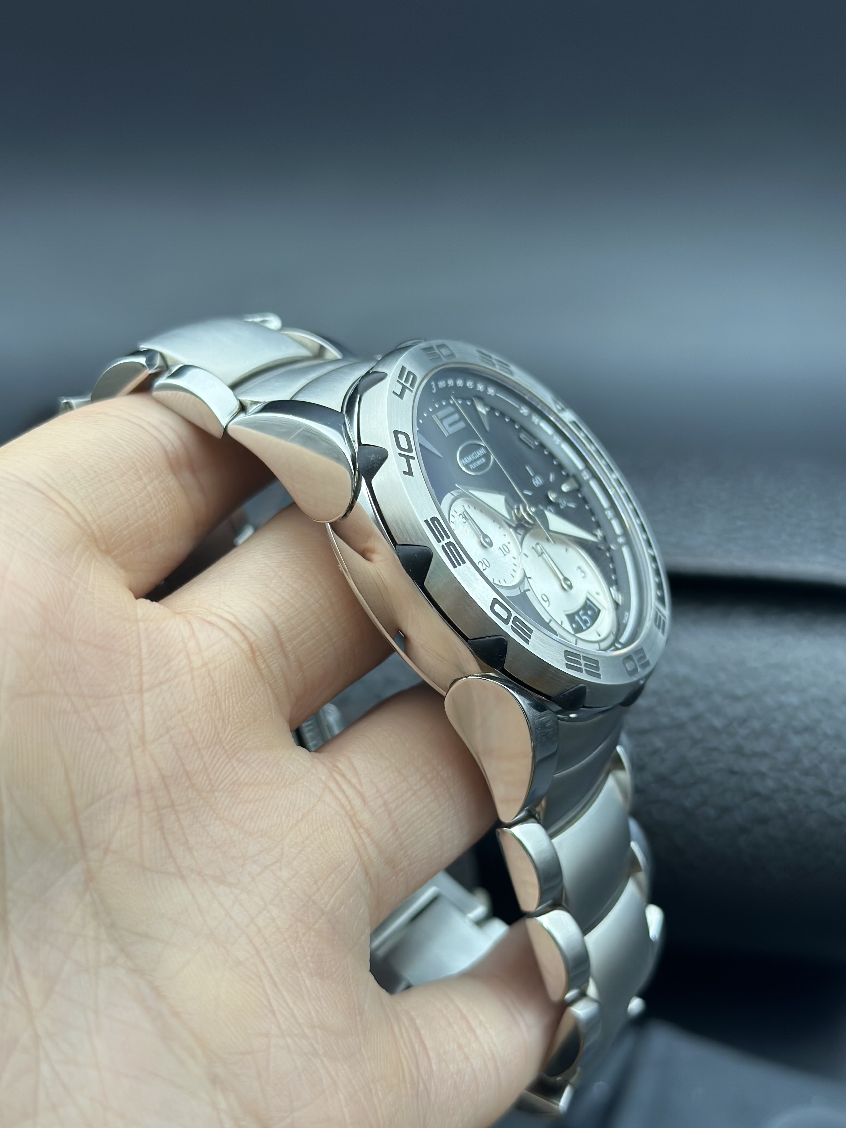Parmigiani Fleurier PFC528-0010300 detail 2