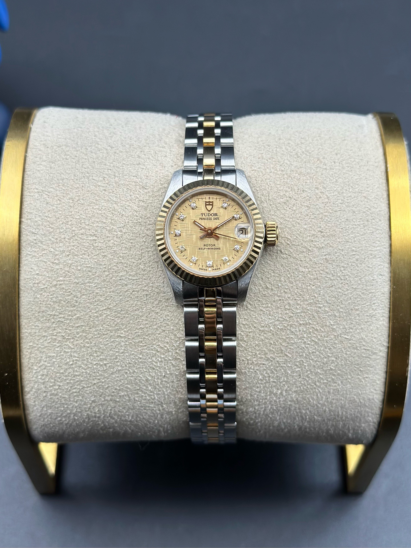 Tudor M92513-0010